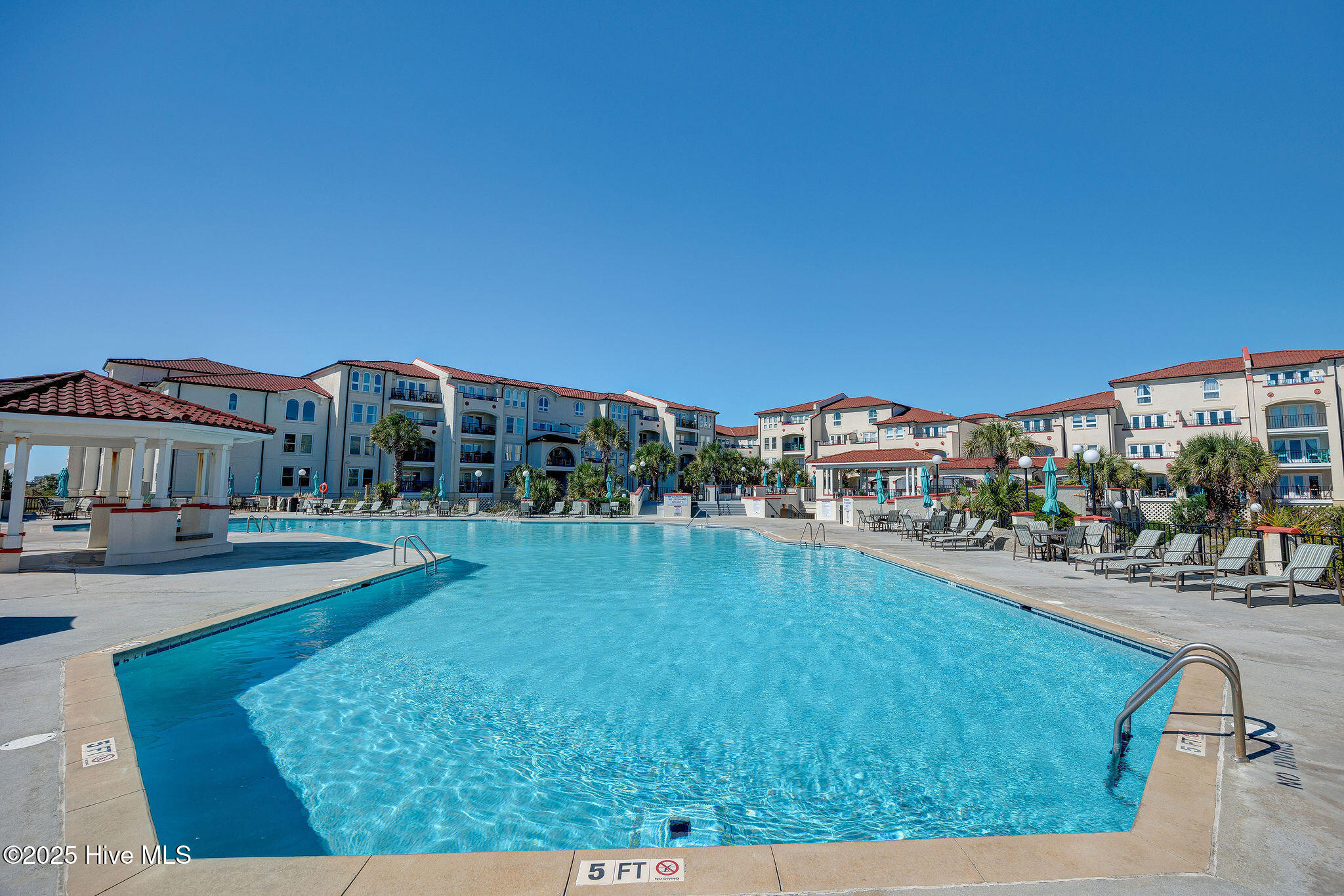 100536747 | Photo 20