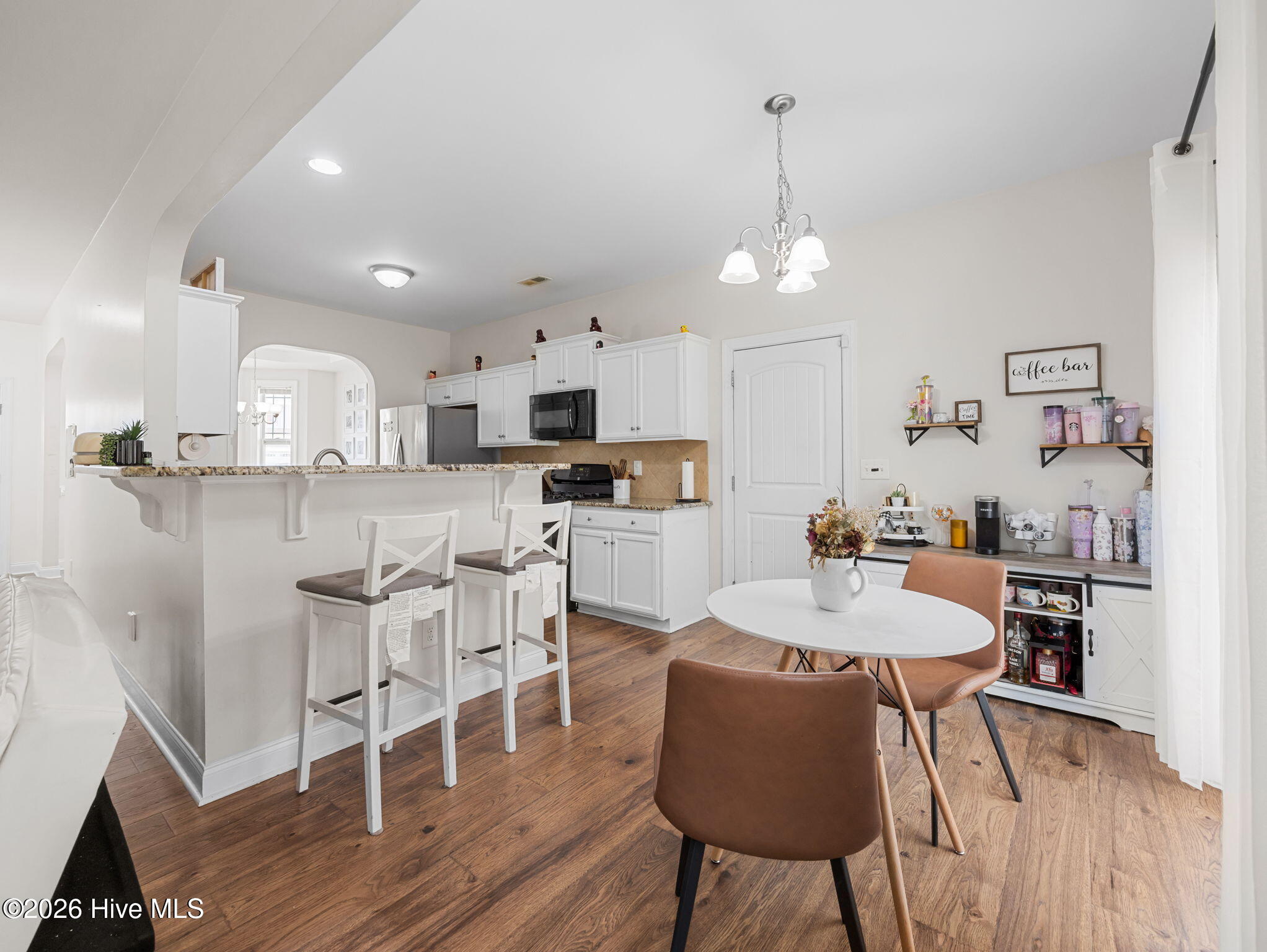 100562724 | Photo 15