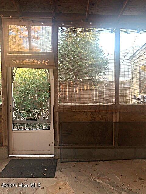 100484378 | Photo 41