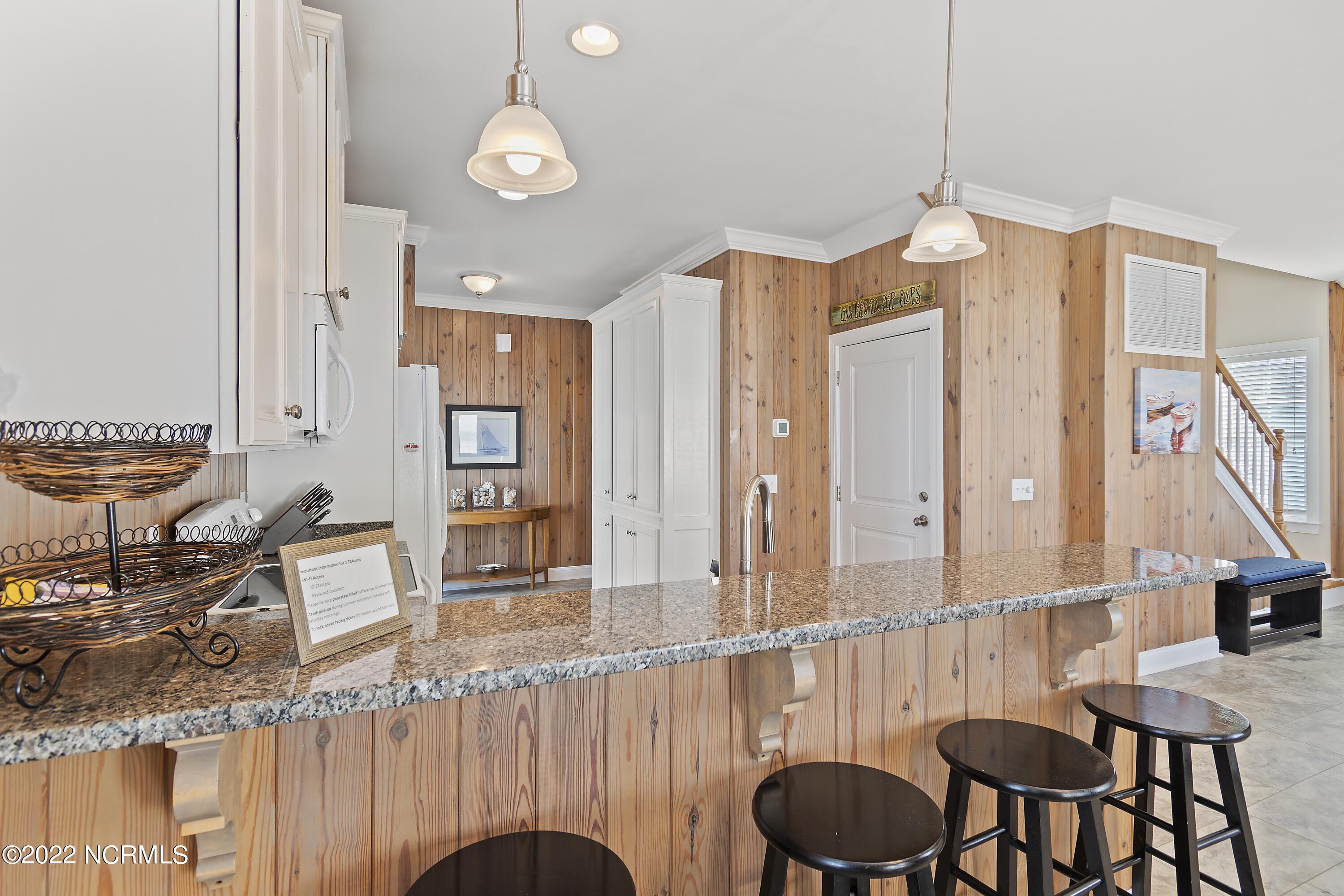 100535231 | Photo 25