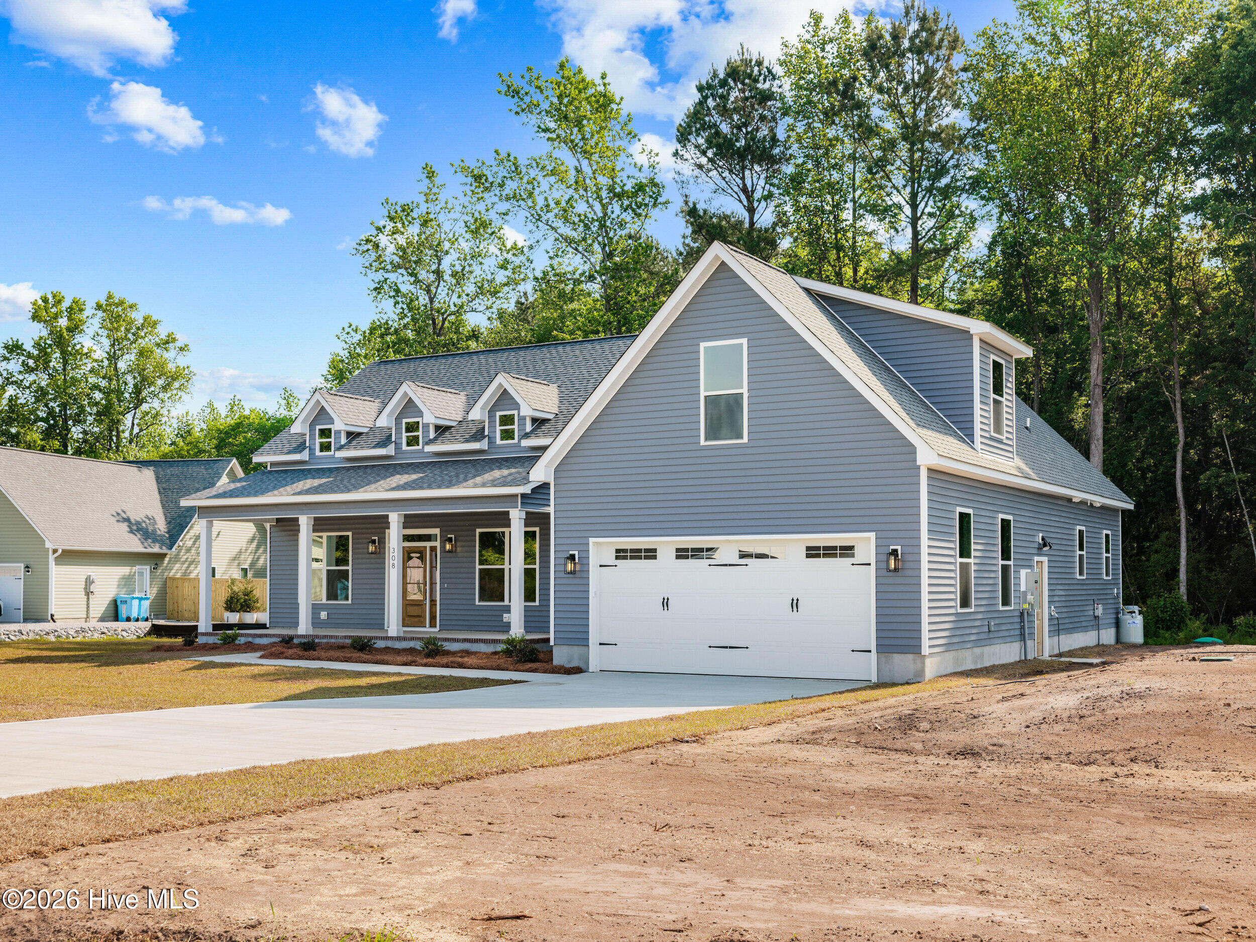308 Belgian Court, Richlands, NC 28574 – photo 3: a02a0008