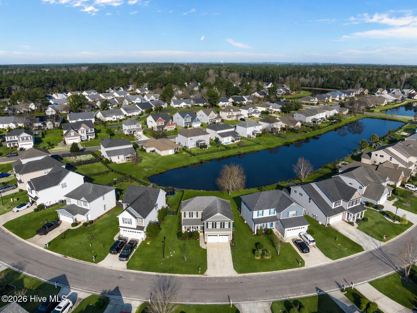 100548714 | Photo 34