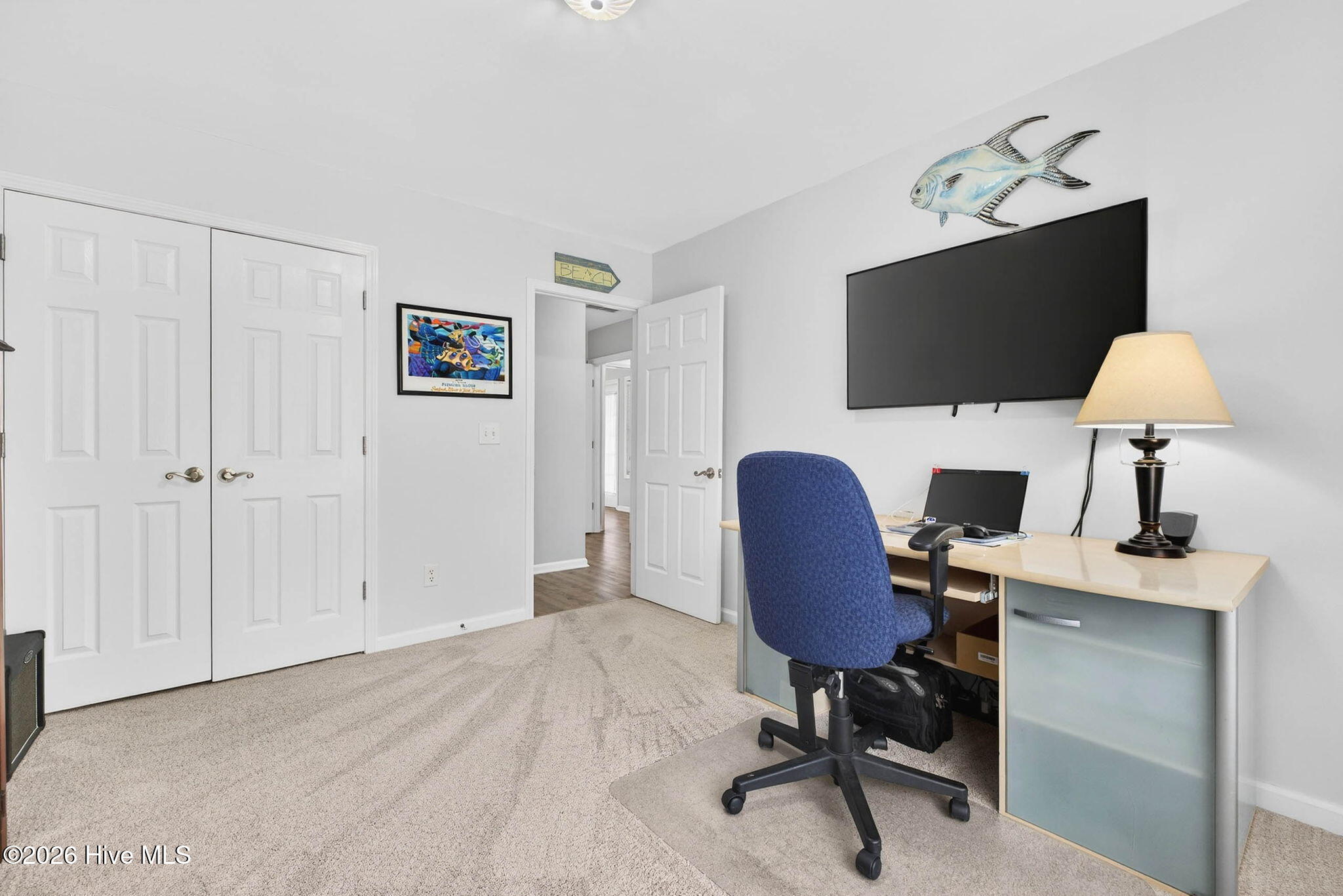 100562589 | Photo 53