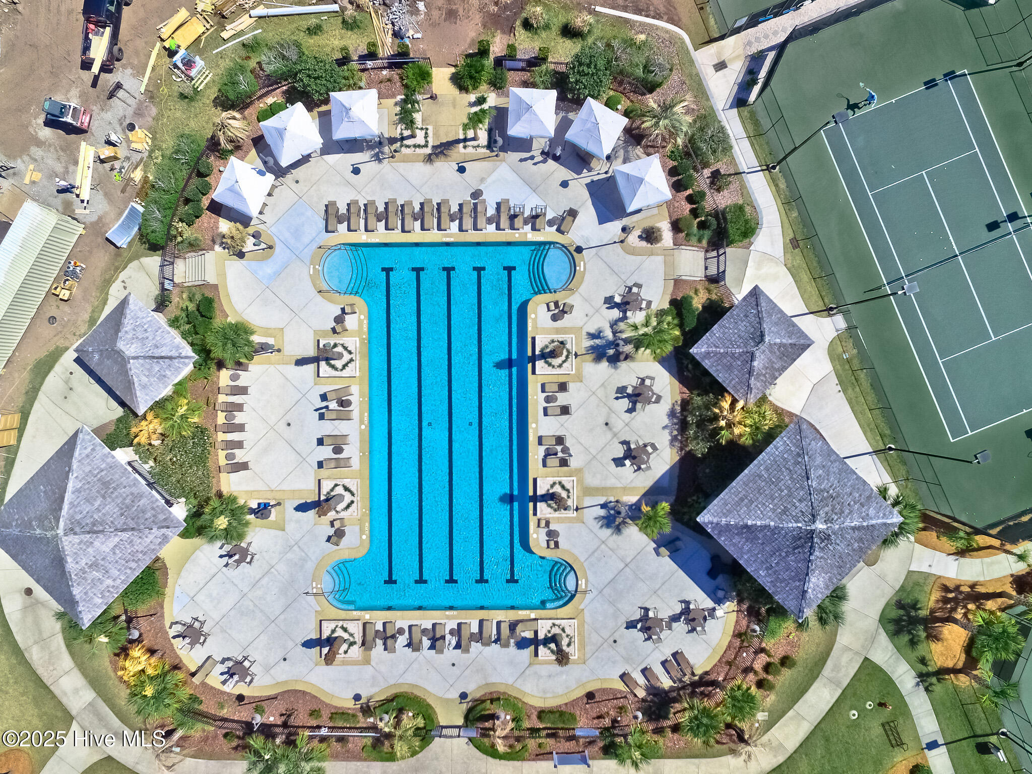 100514477 | Photo 62