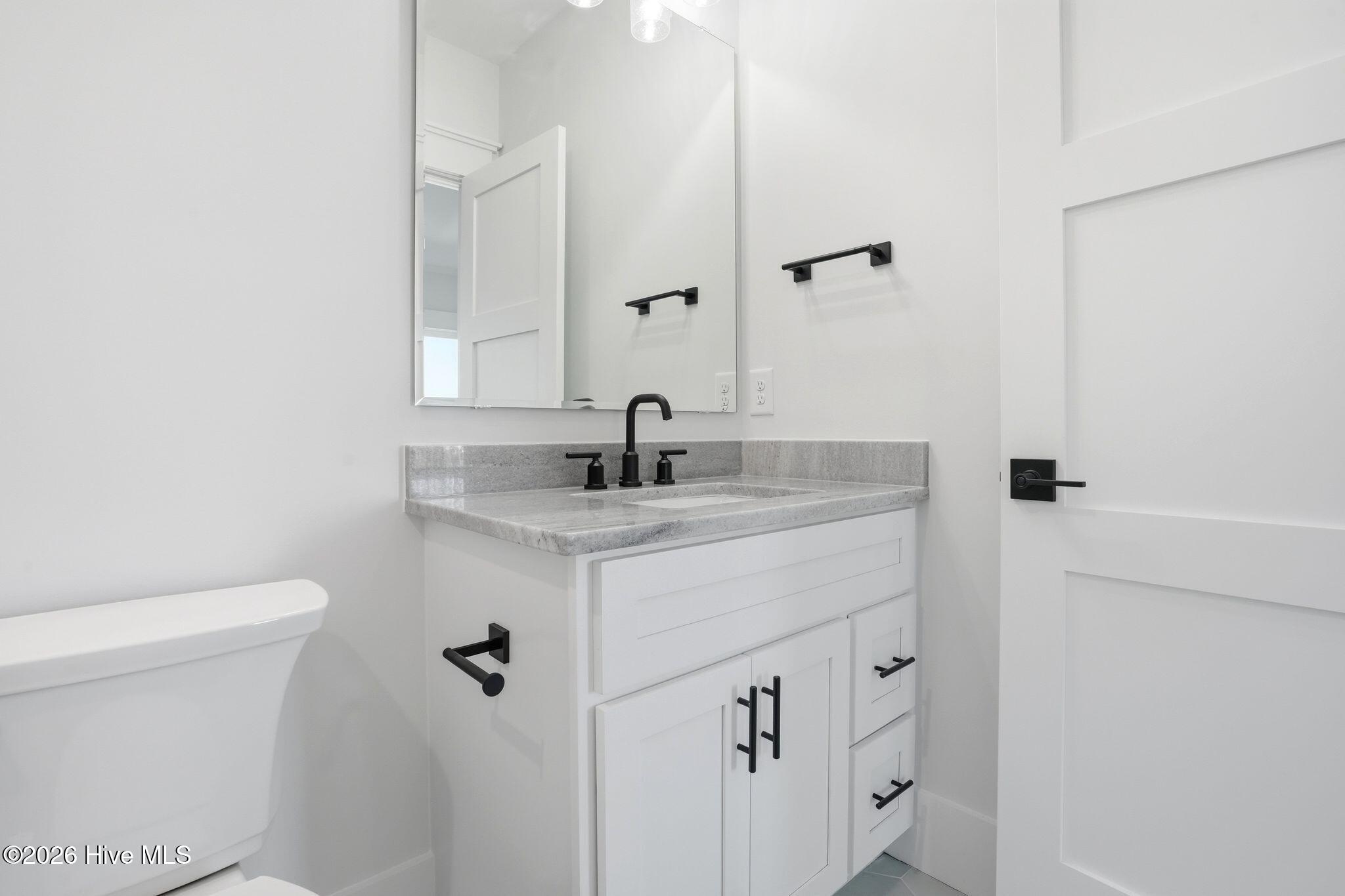 100554996 | Photo 77