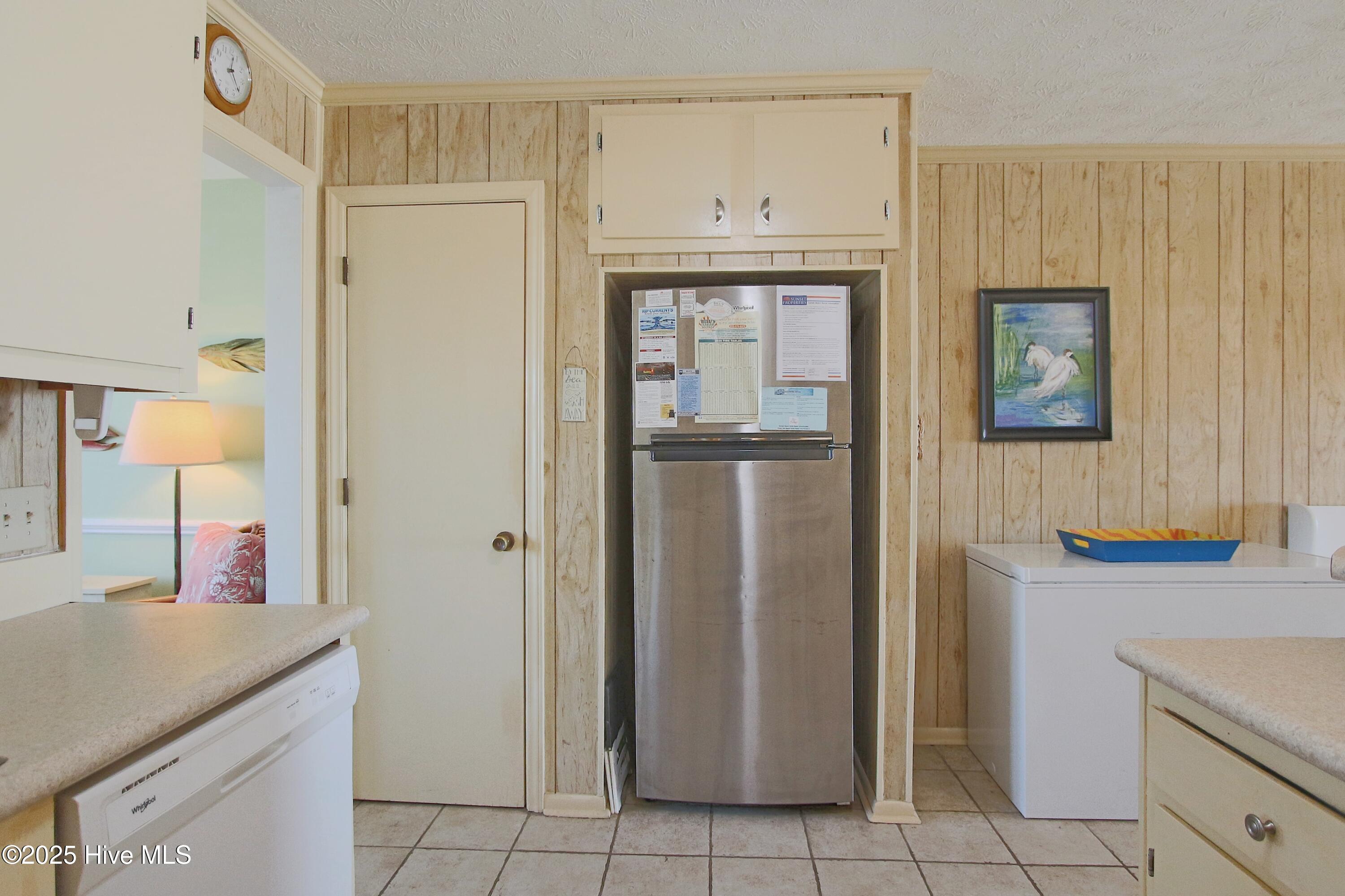 100503699 | Photo 21