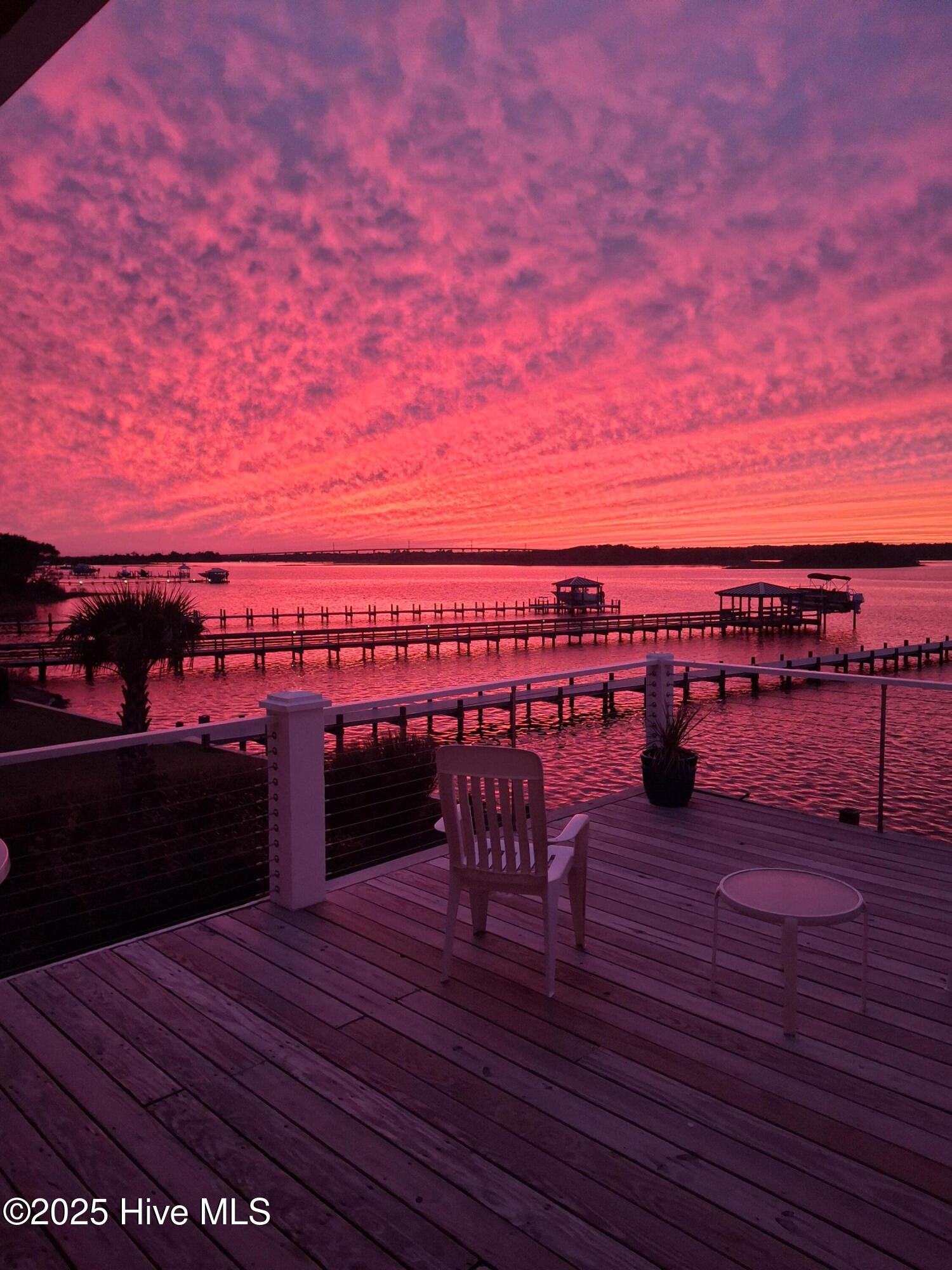 100537166 | Photo 61