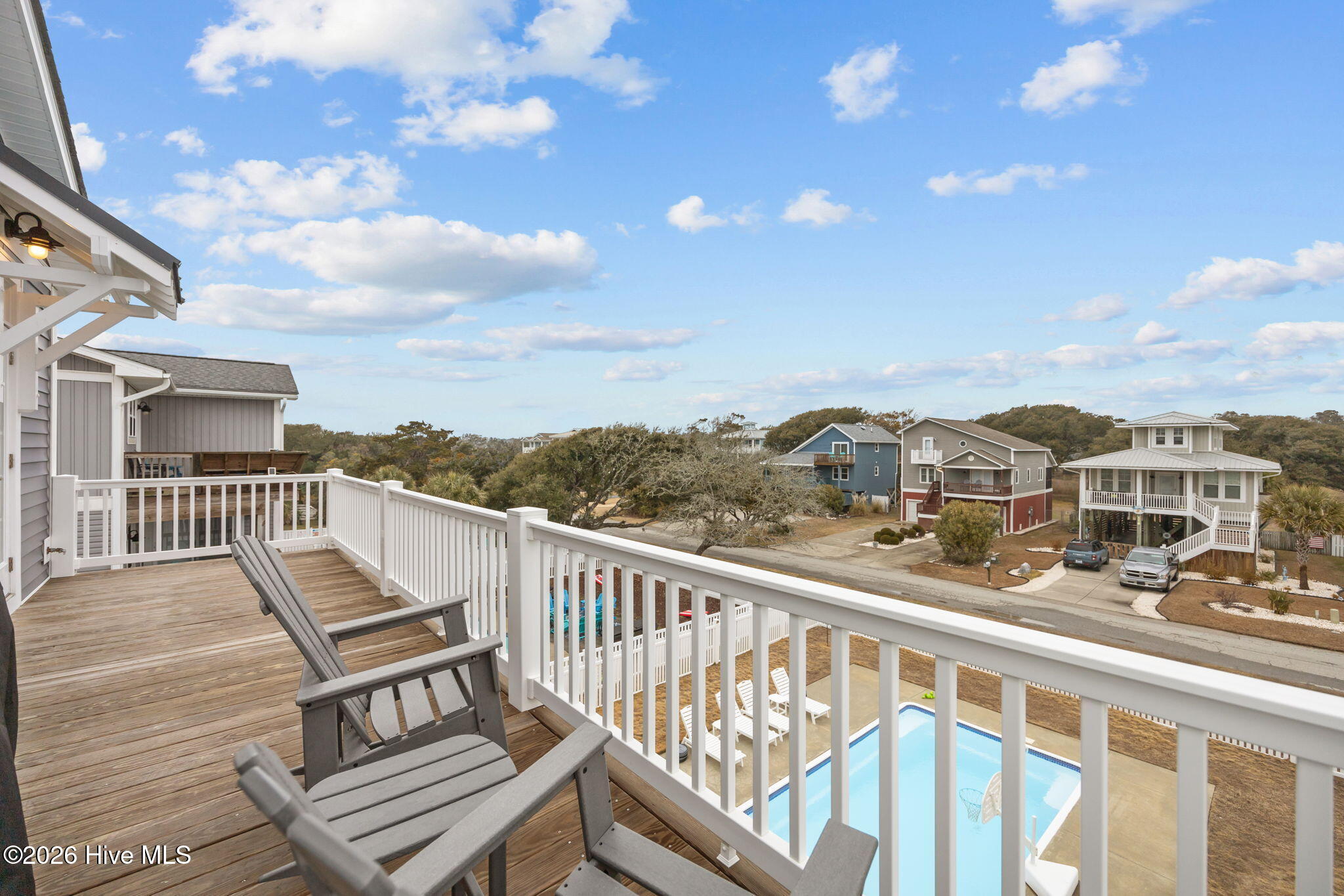 100553303 | Photo 42