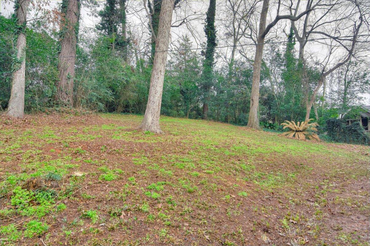 2303 Laurel Lane
