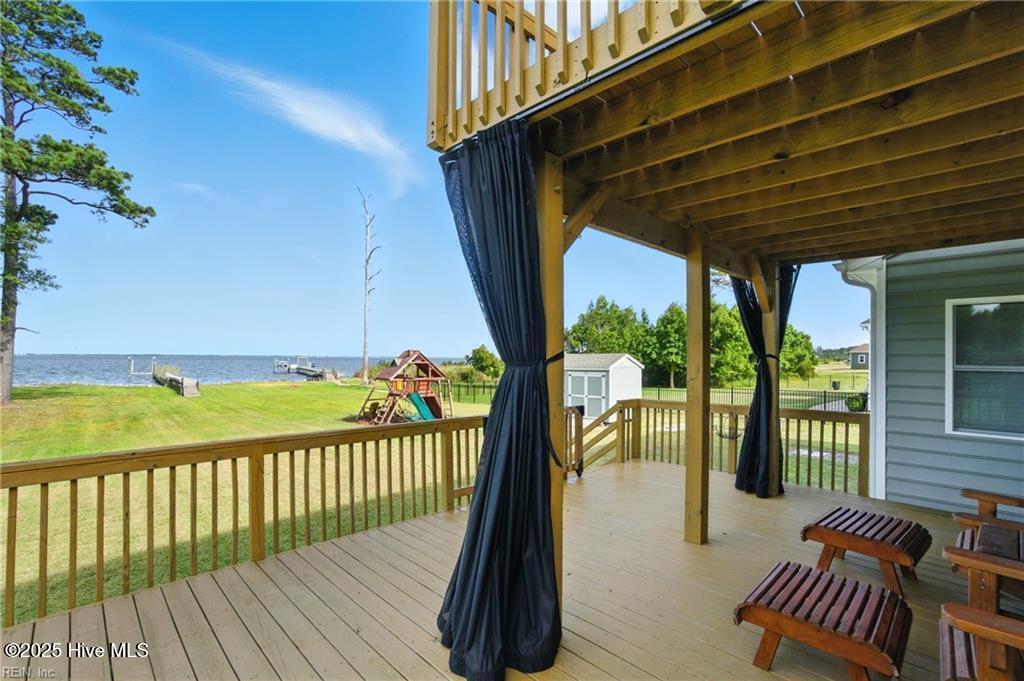 Homes for sale in Aydlett, NC | 127 Colington Cir, Aydlett, NC 27916 | MLS# 100555455