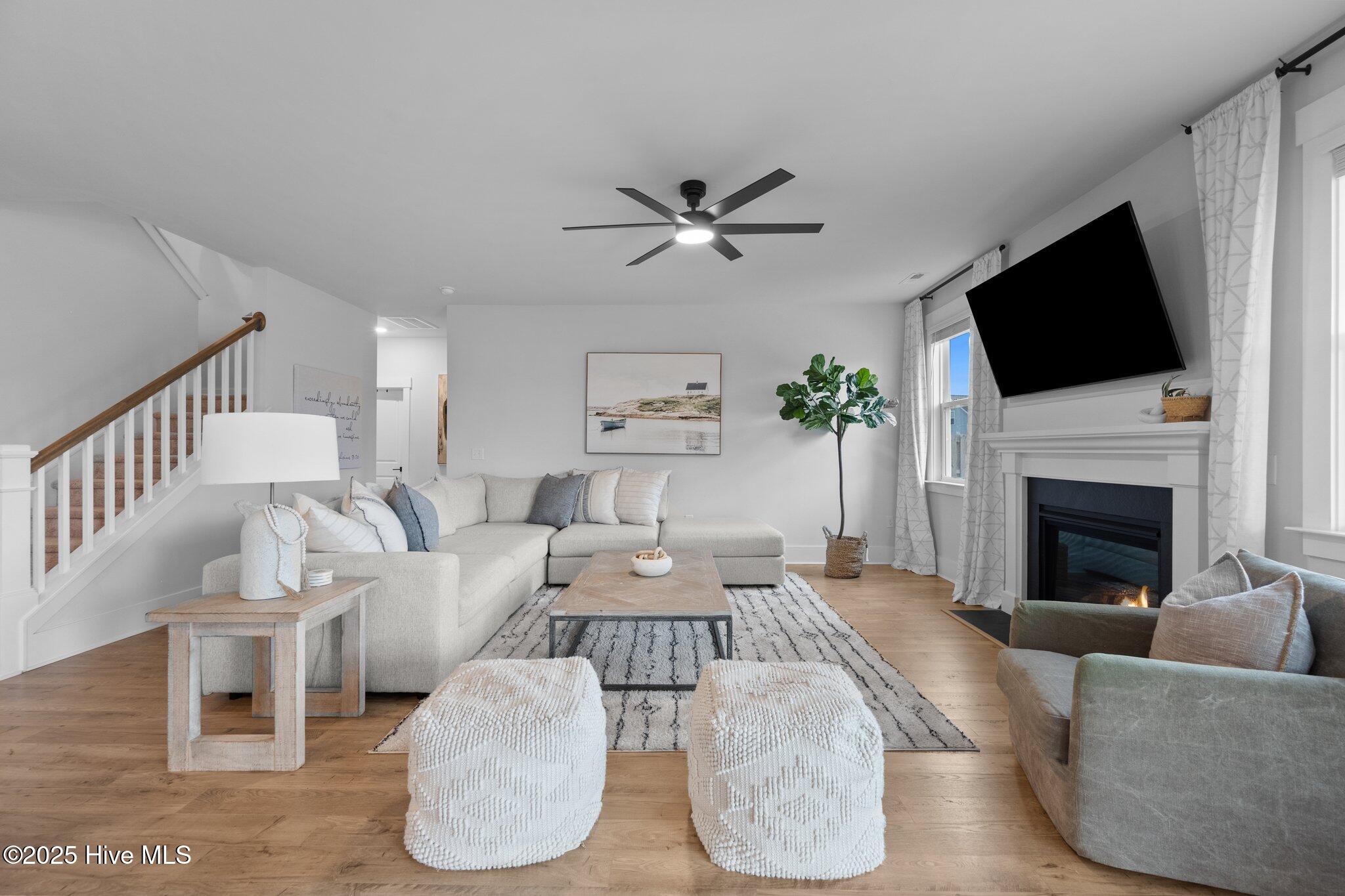 100540607 | Photo 17