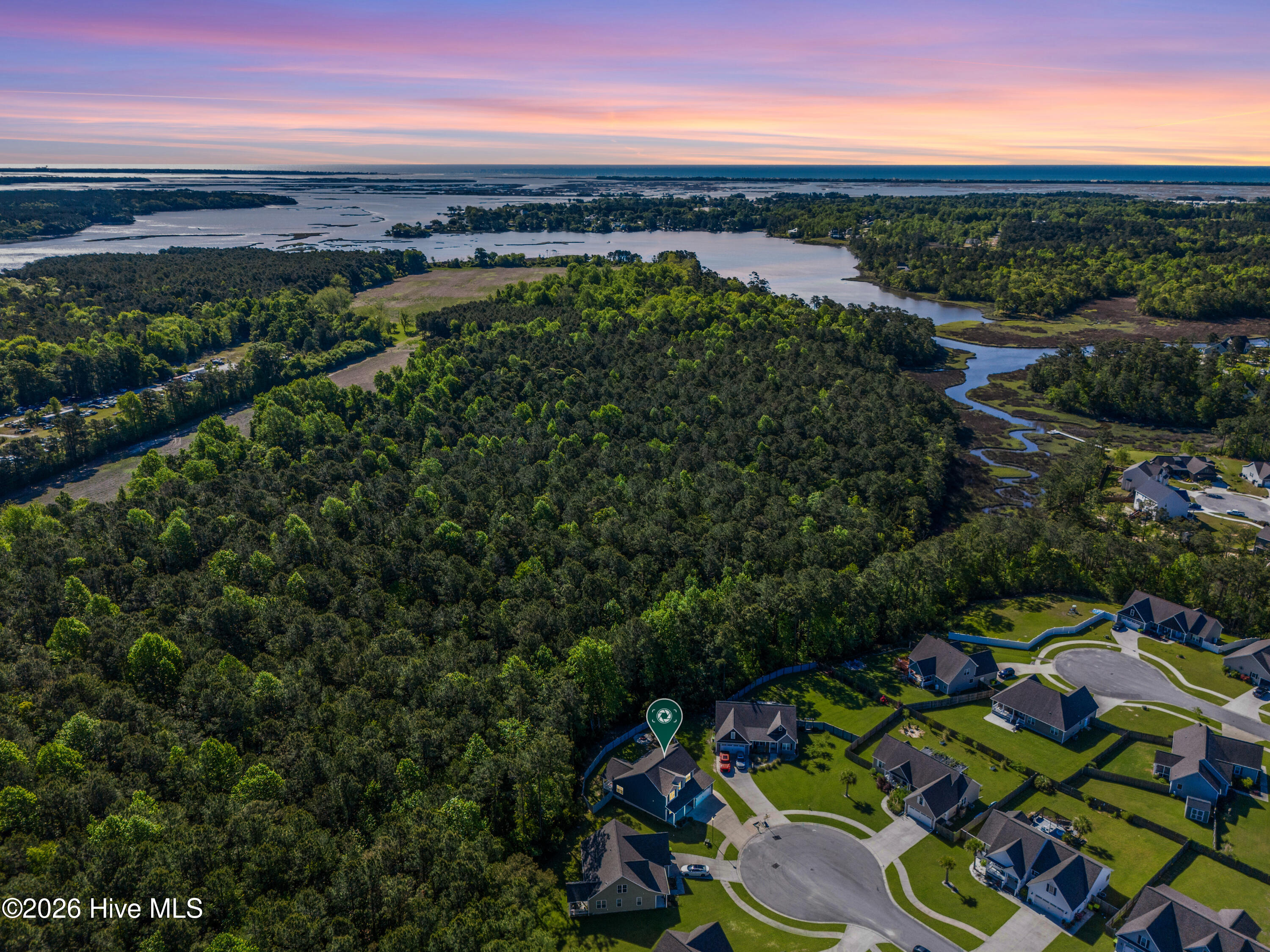 100569069 | Photo 44