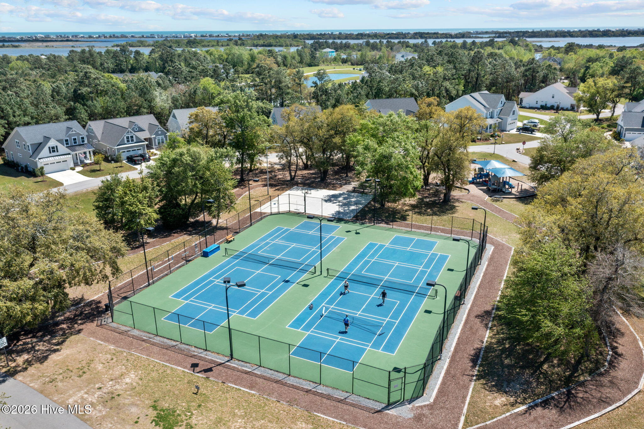 100555681 | Photo 94