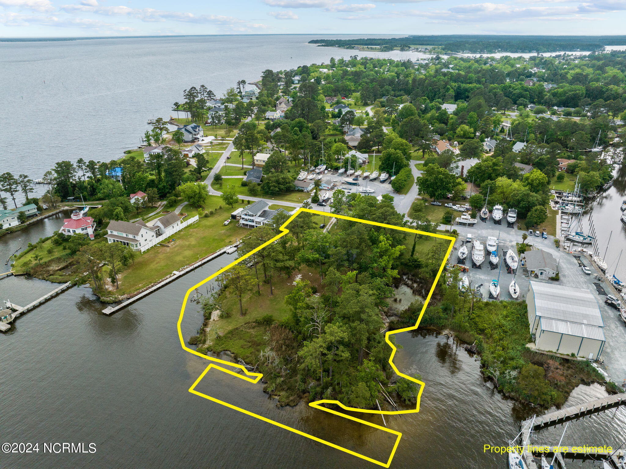 1210 Neuse Drive, Oriental, NC, 28571