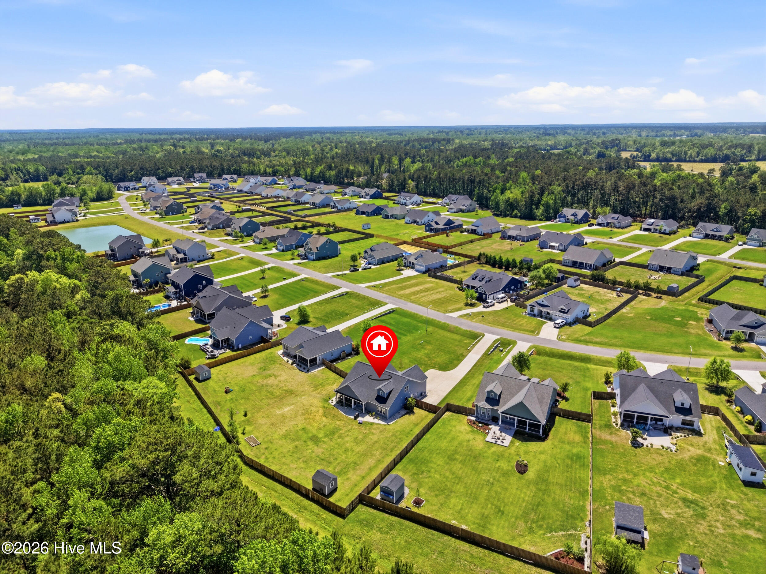 100569213 | Photo 52