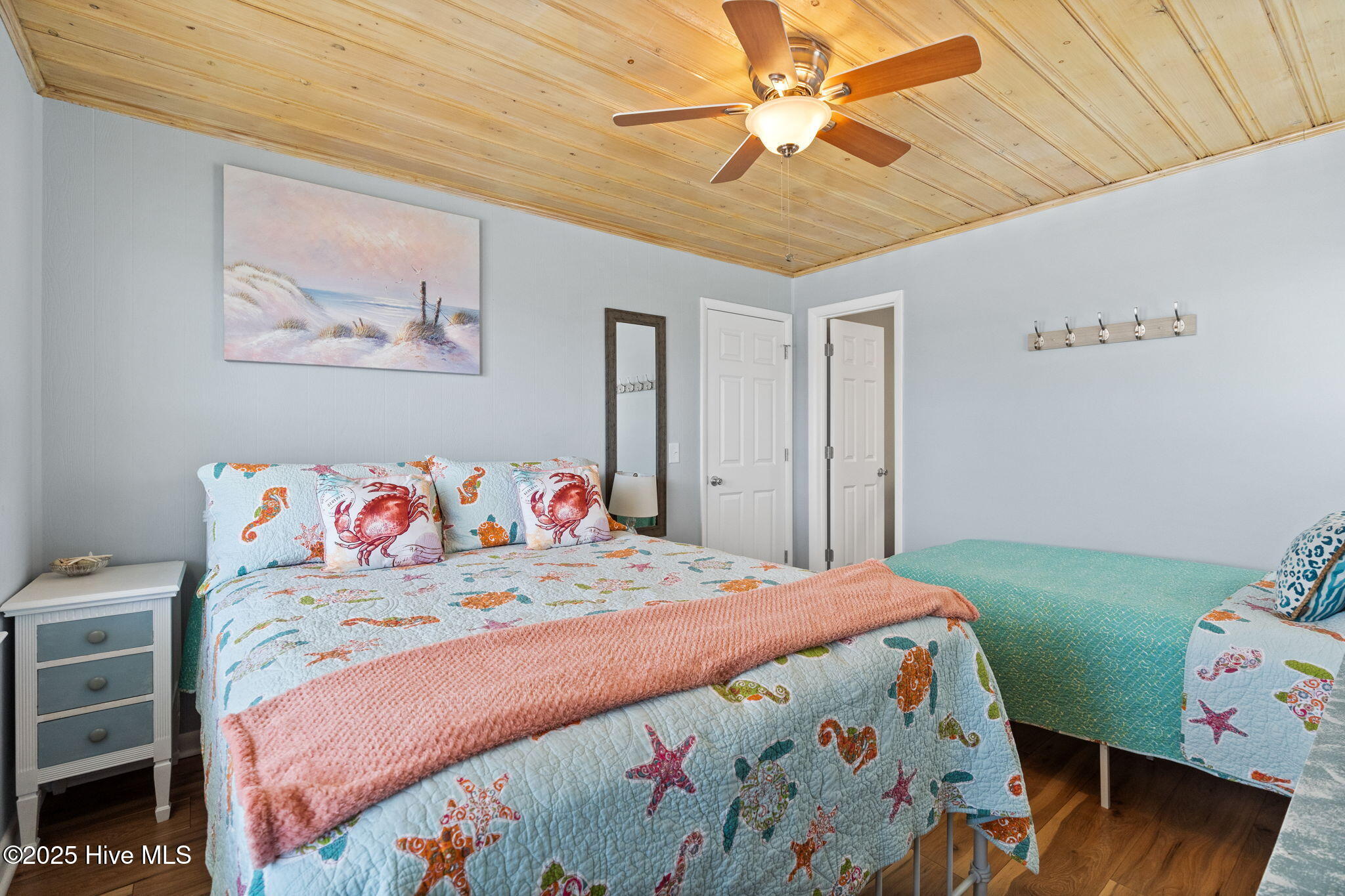 100517411 | Photo 19