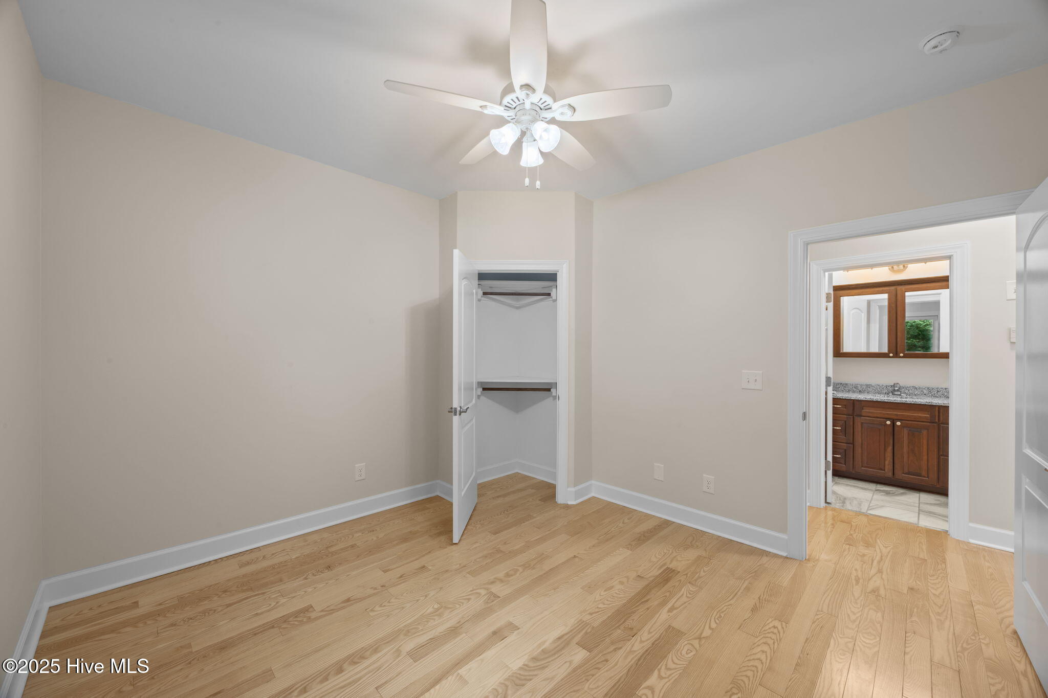402 Whittaker Point Road,Oriental