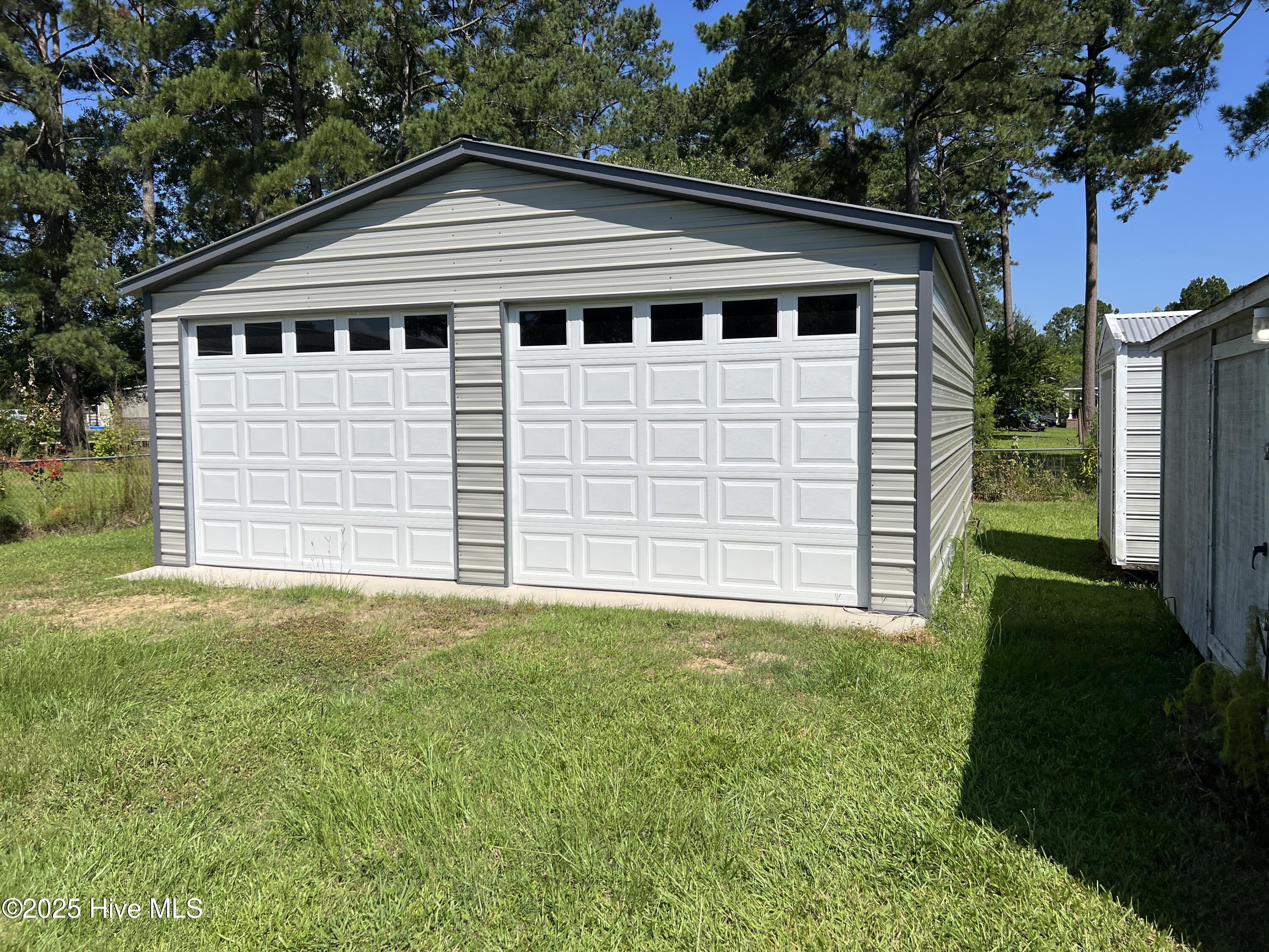 100540019 | Photo 17