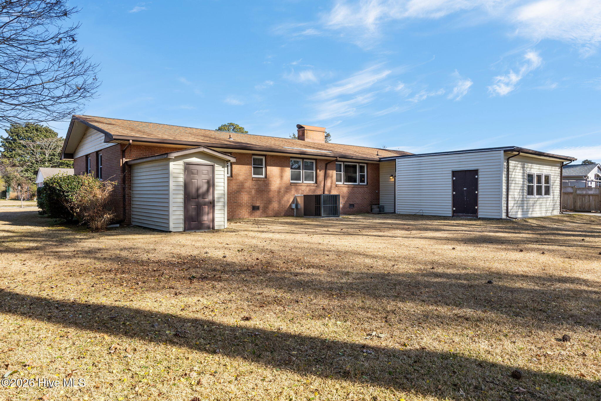 100547084 | Photo 13