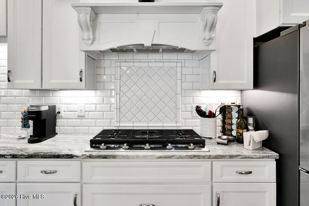 100562480 | Photo 22