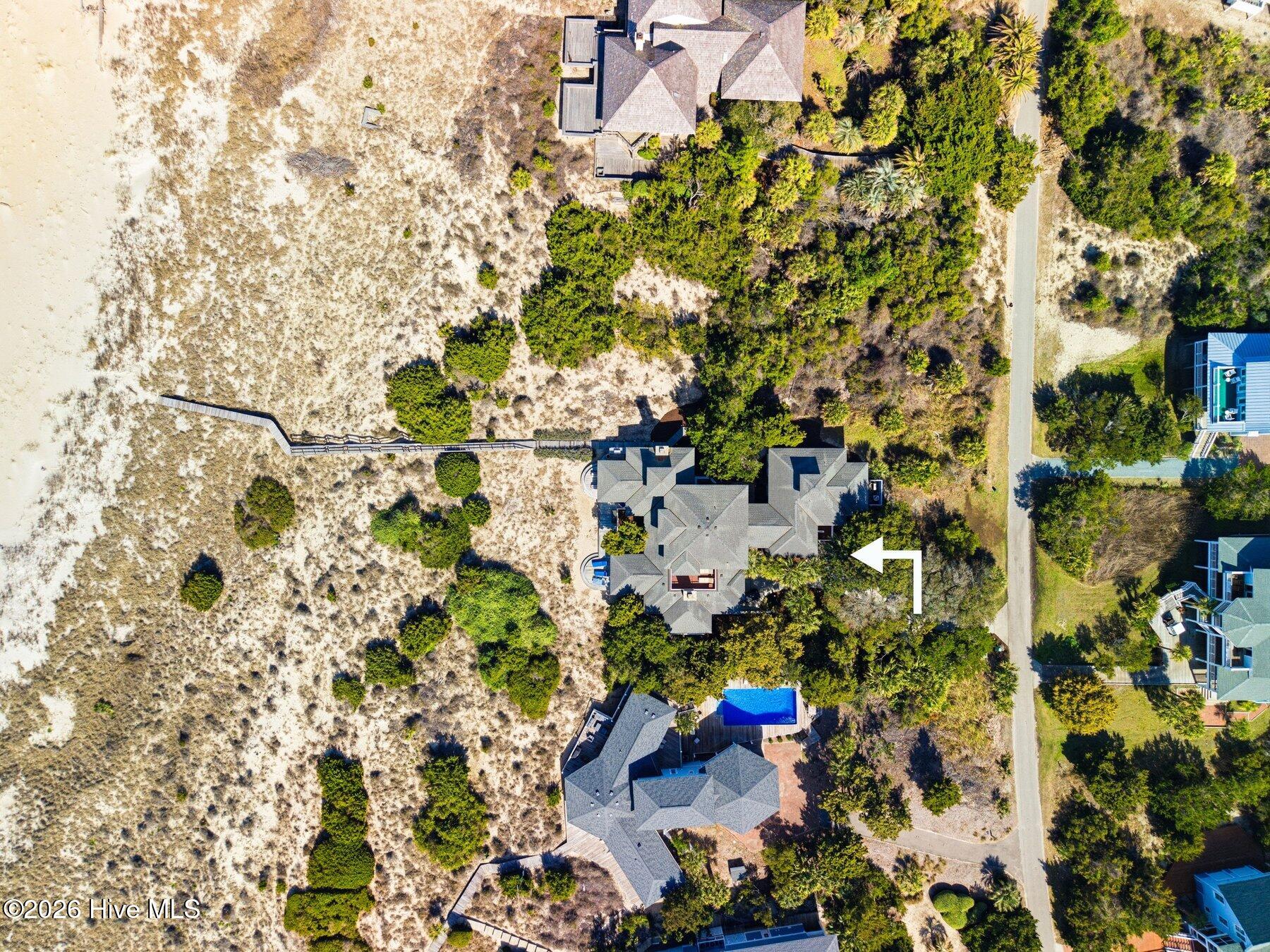 100558974 | Photo 66