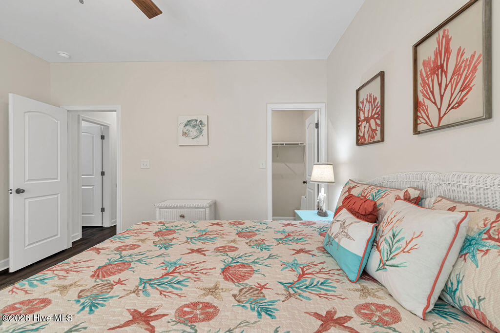 100552779 | Photo 43