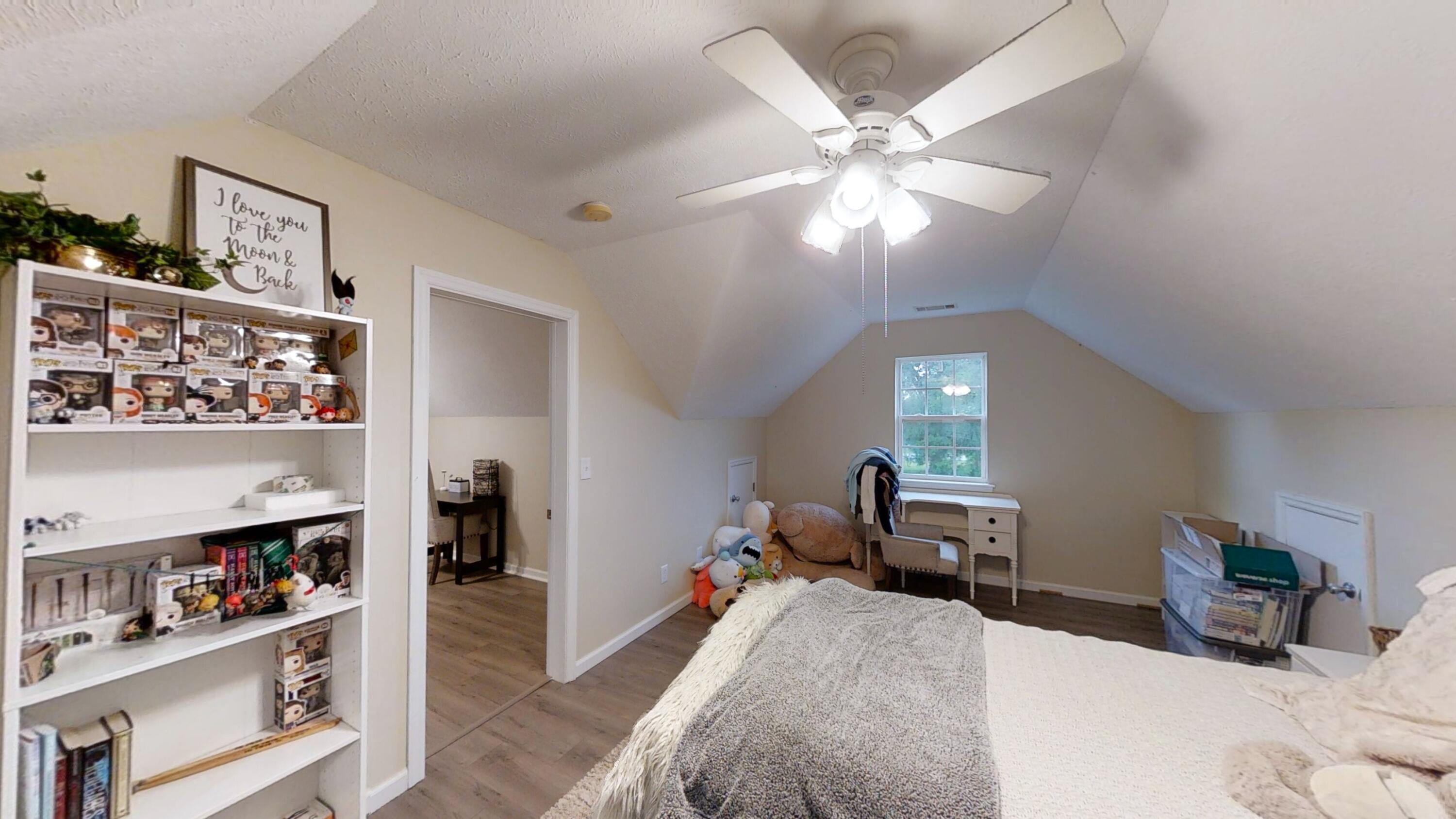 2750-St-Clair-Rd-06152022_083702