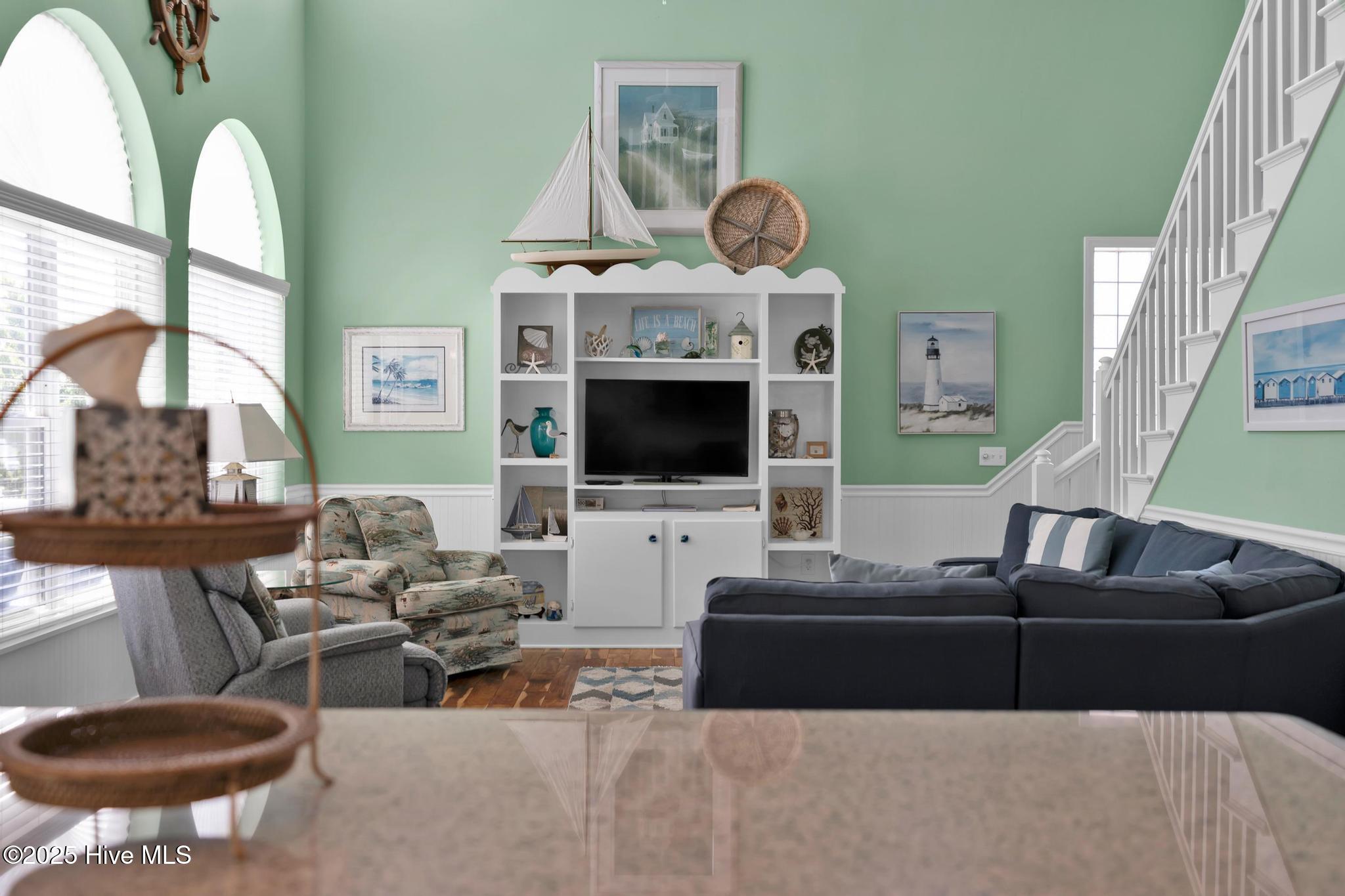 100516997 | Photo 21