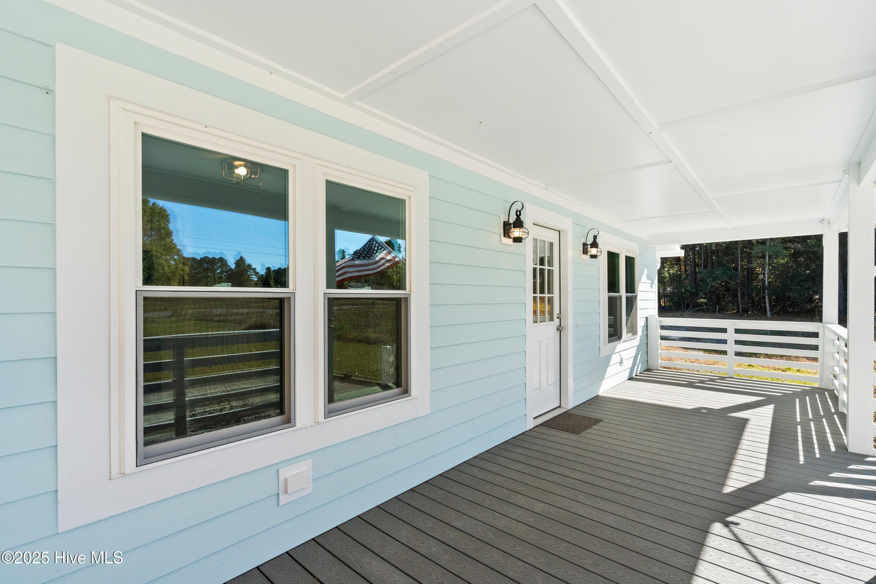 100545908 | Photo 53