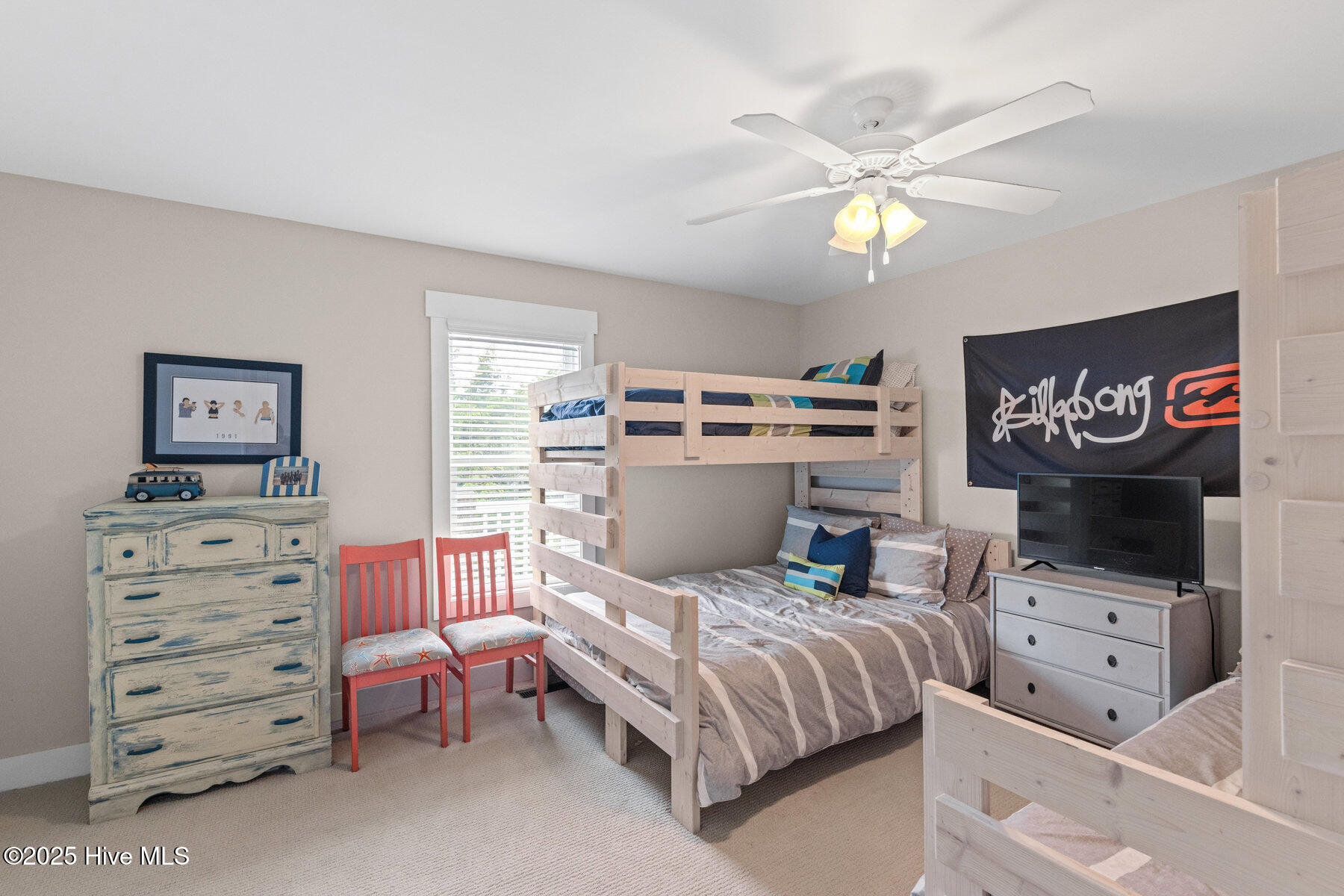 100523627 | Photo 28