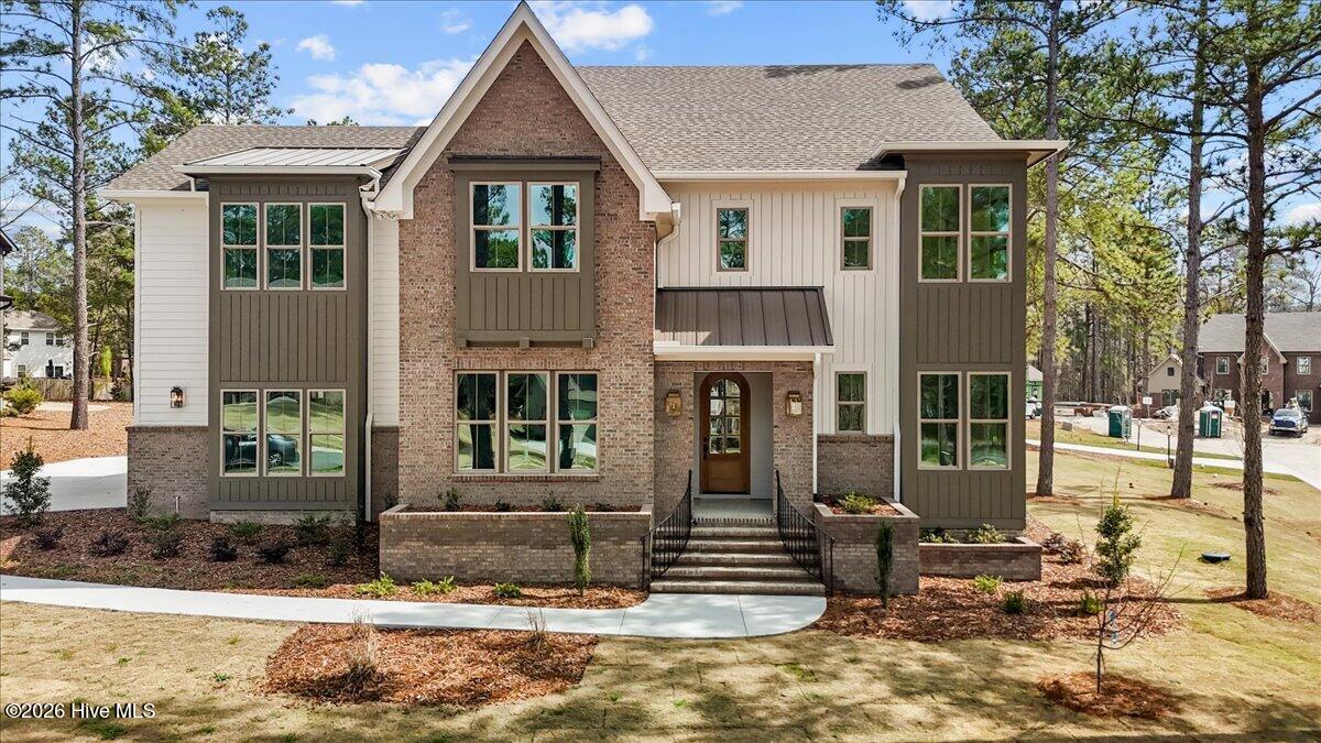 Homes for sale in Pinehurst, NC | 300 Sloan Ln, Pinehurst, NC 28374 | MLS# 100533142