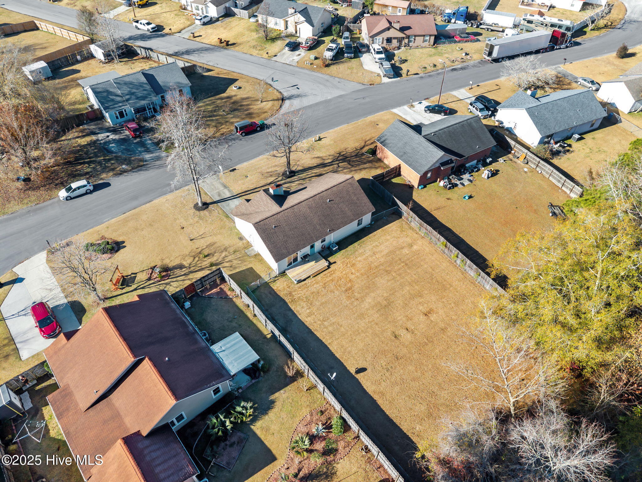 100546209 | Photo 38