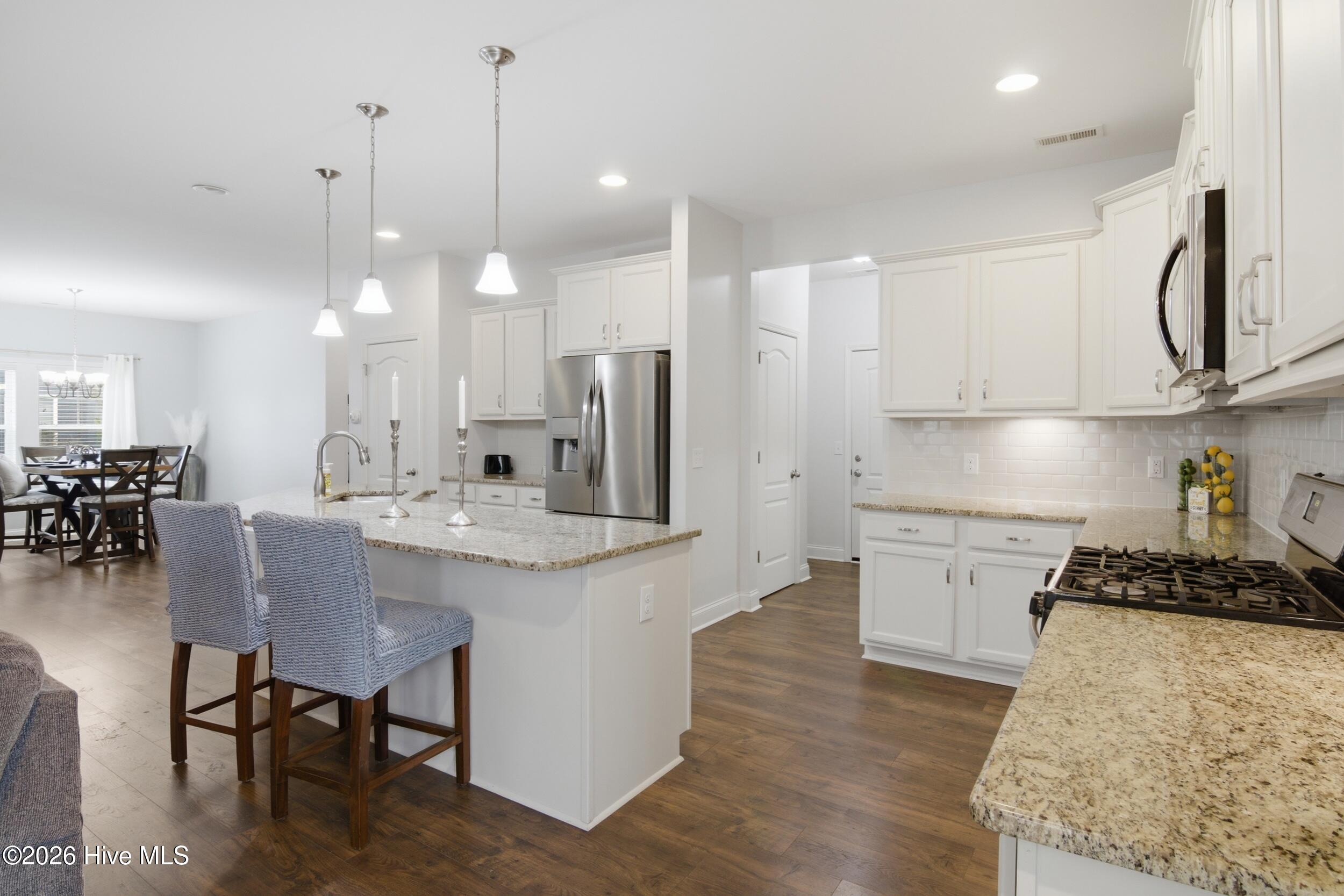 100556252 | Photo 16