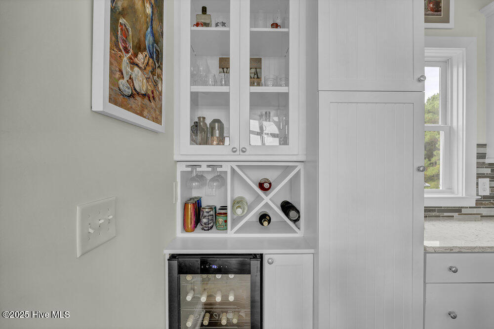 100542782 | Photo 15