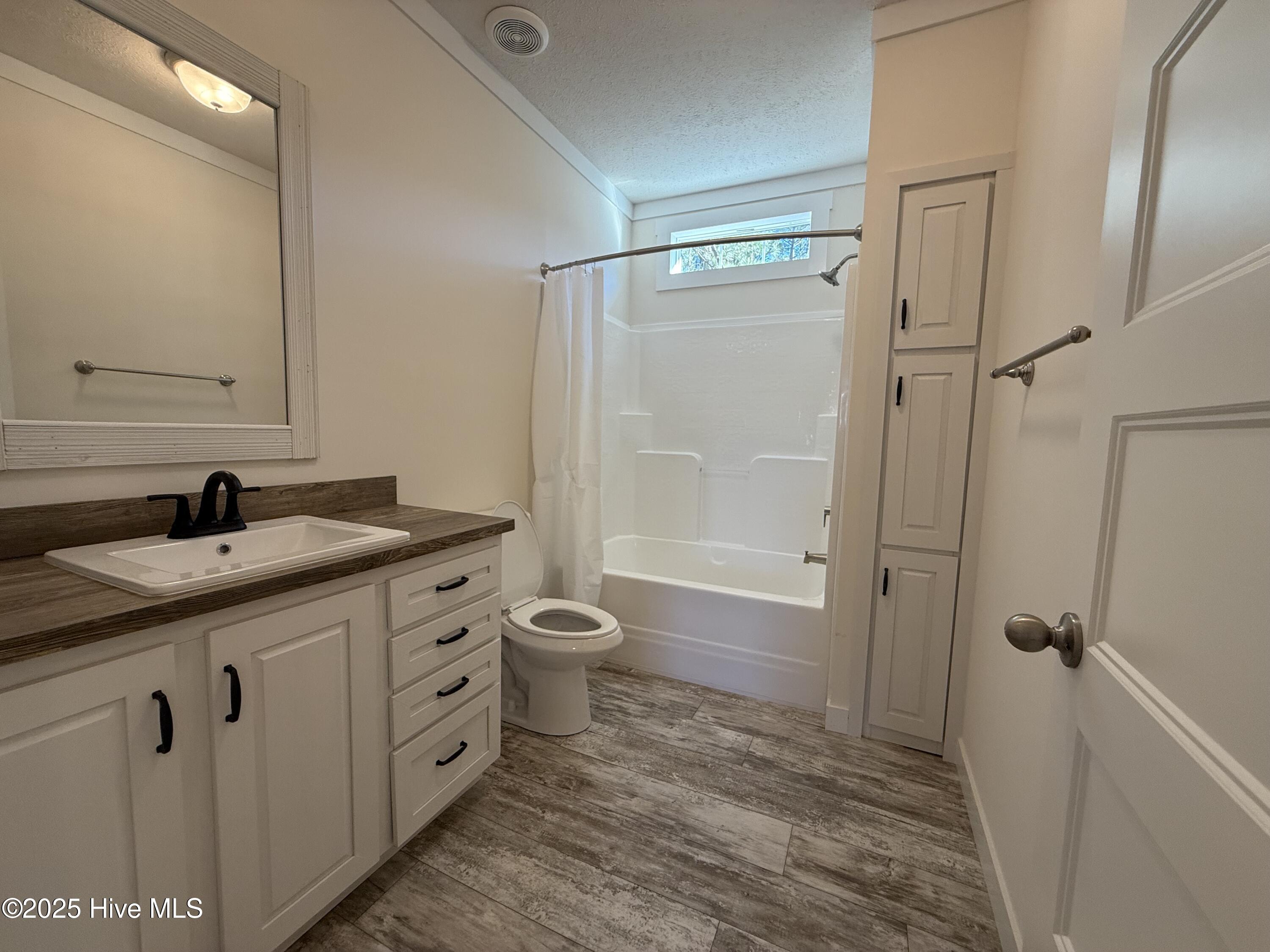 100482420 | Photo 18