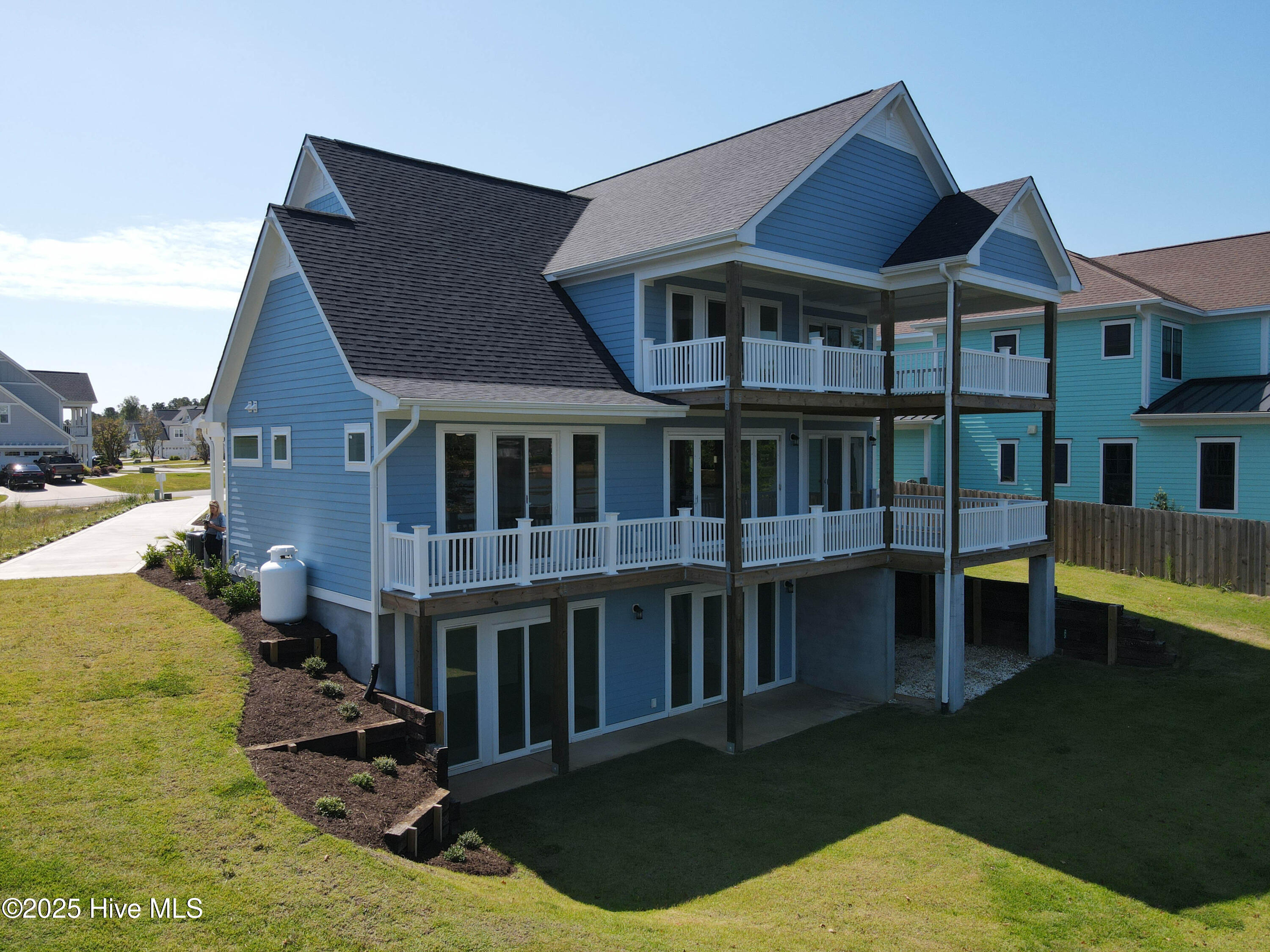 100539536 | Photo 138