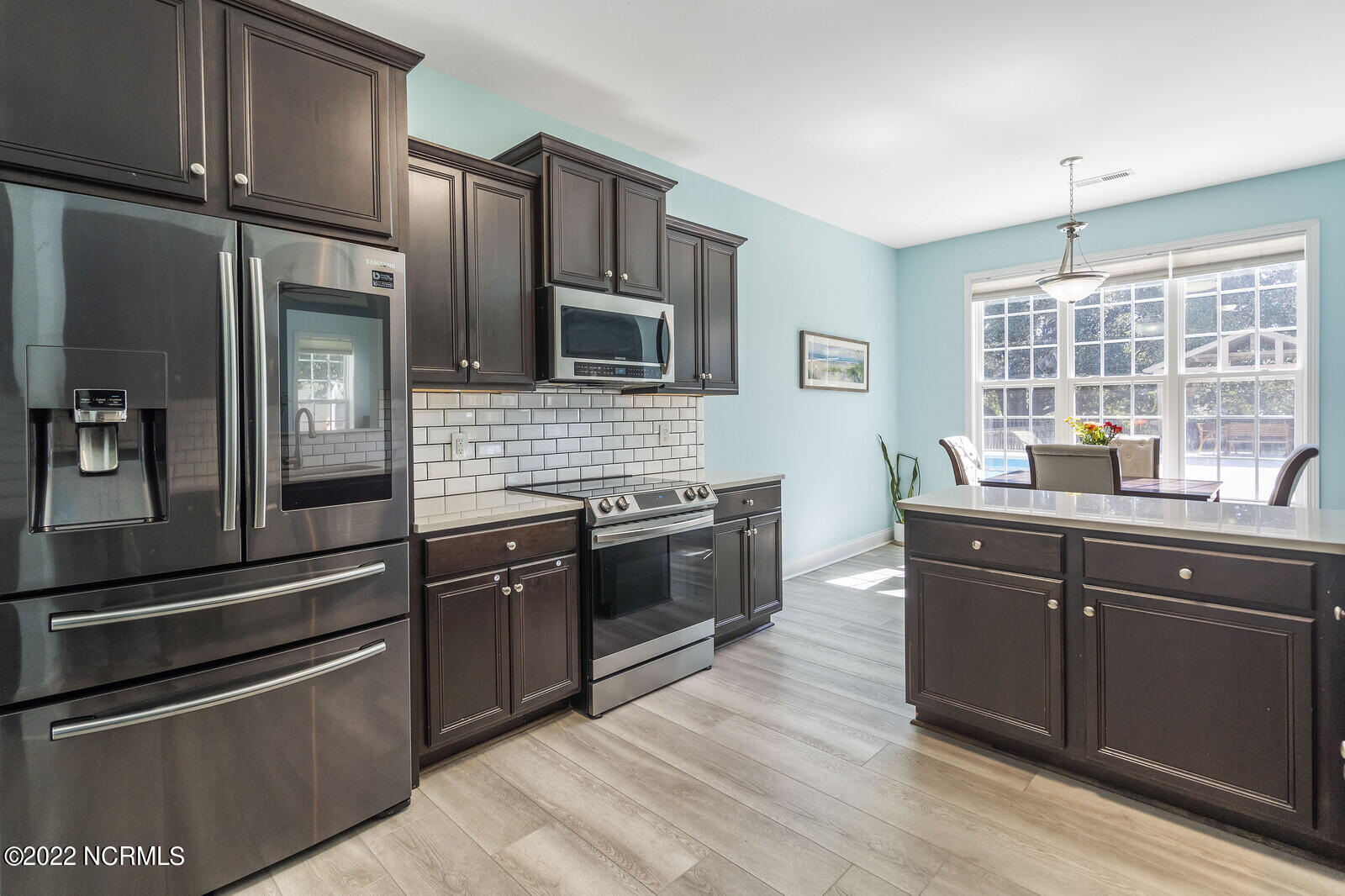 100556304 | Photo 20