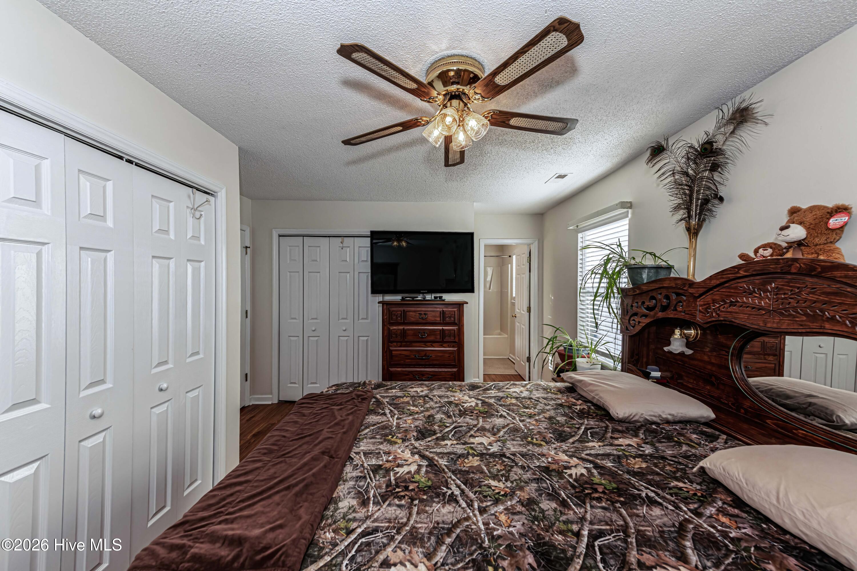 100550368 | Photo 39