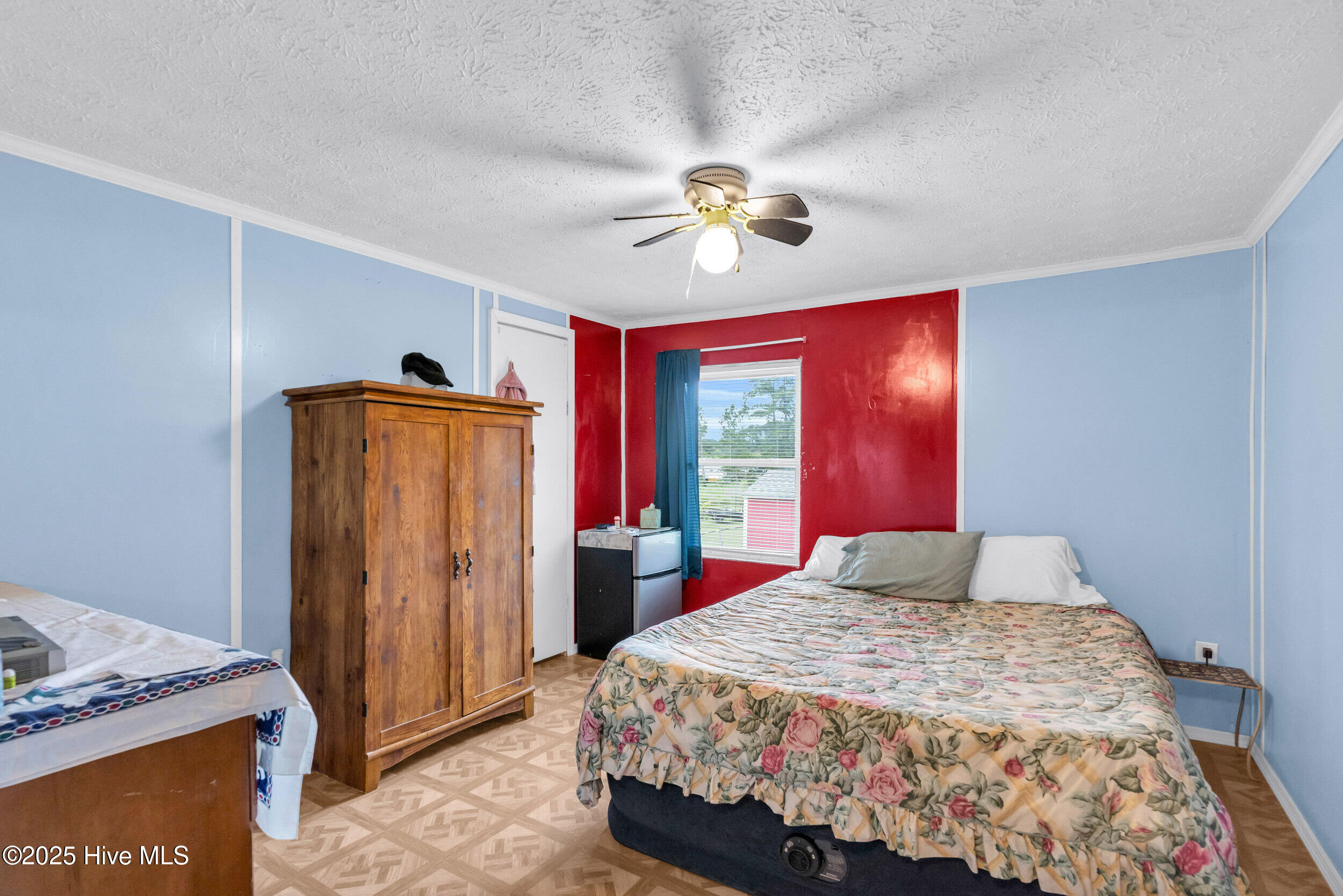 100524898 | Photo 16