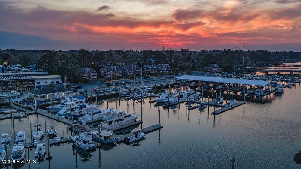 100562506 | Photo 43