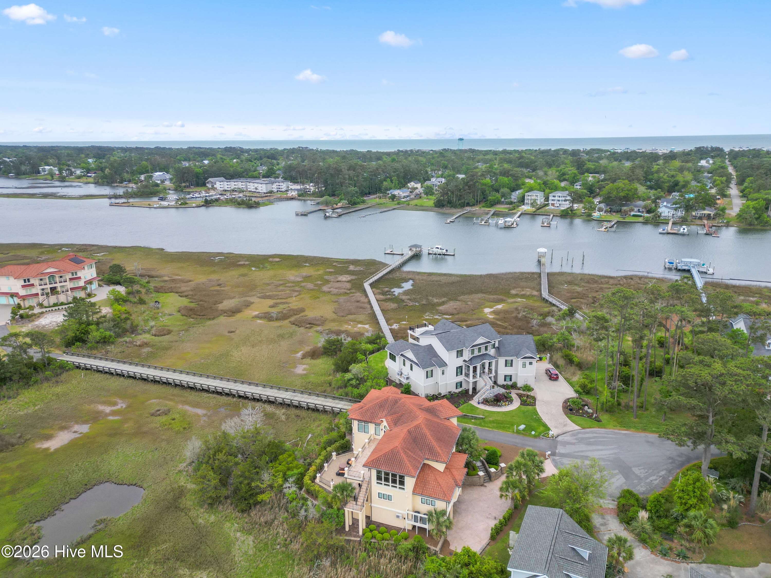 2541MarinersWaySE - 82