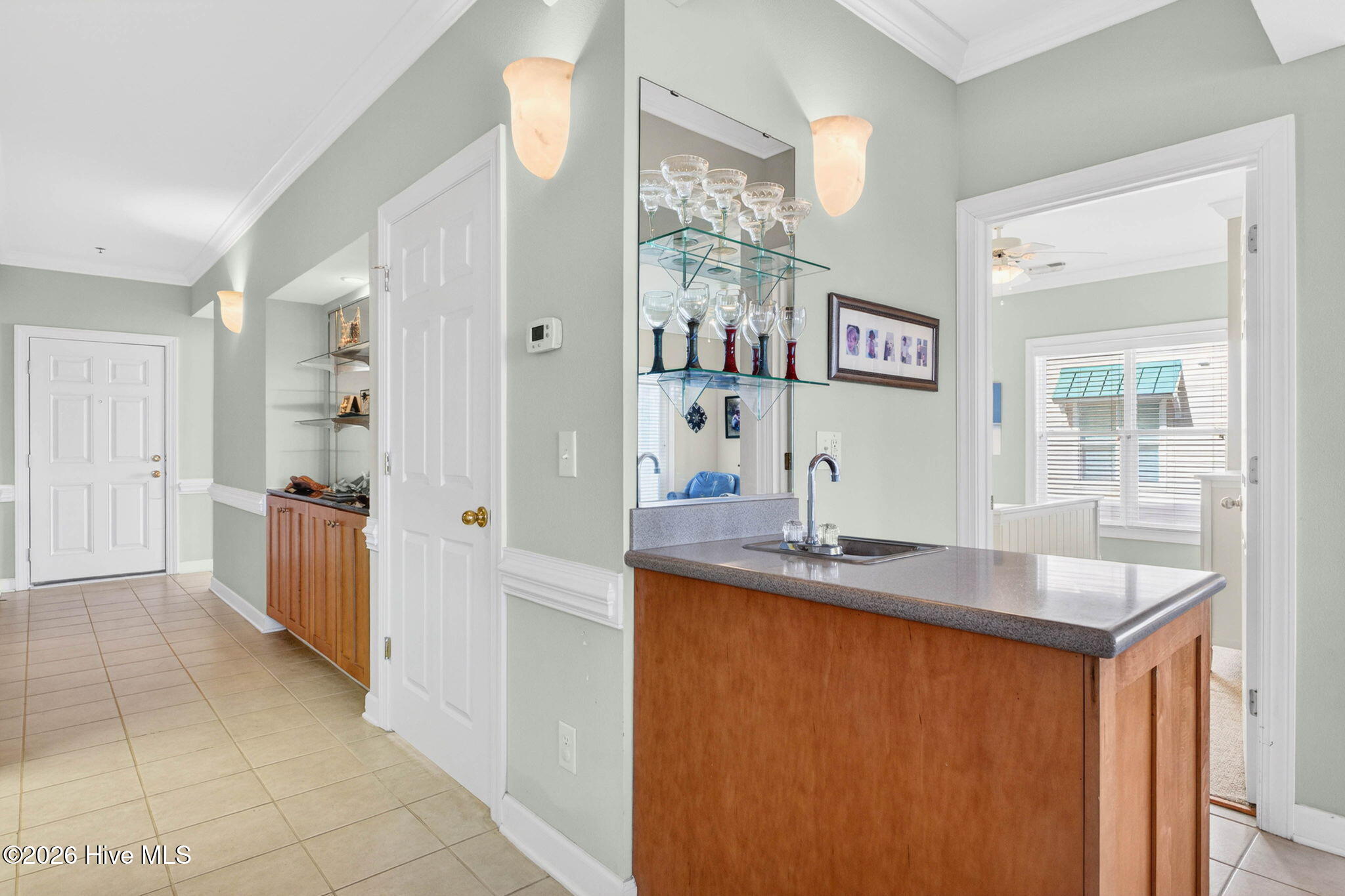 100555229 | Photo 23