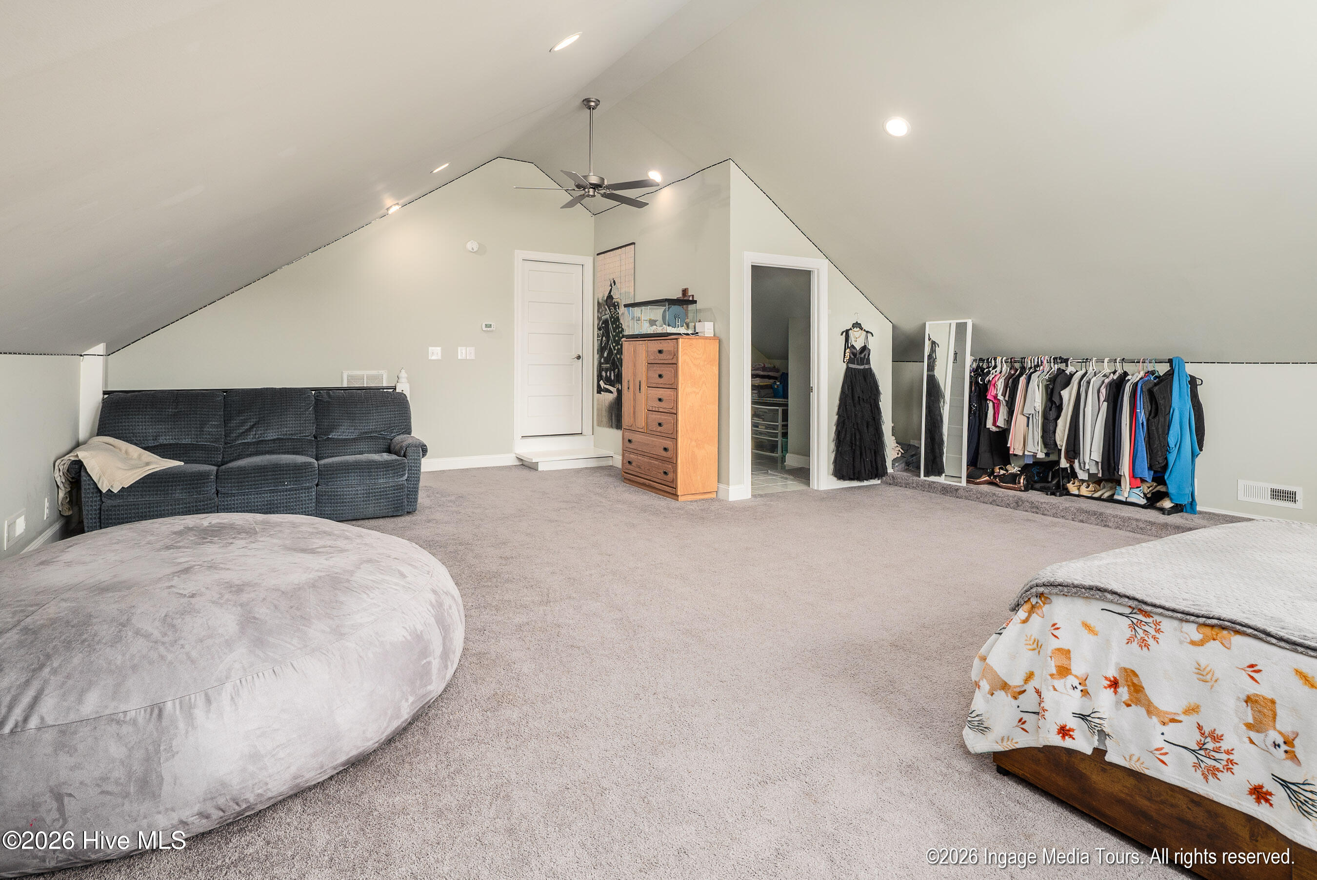 20260414 MLS K_Holloman 825 Ladle Dr Gre