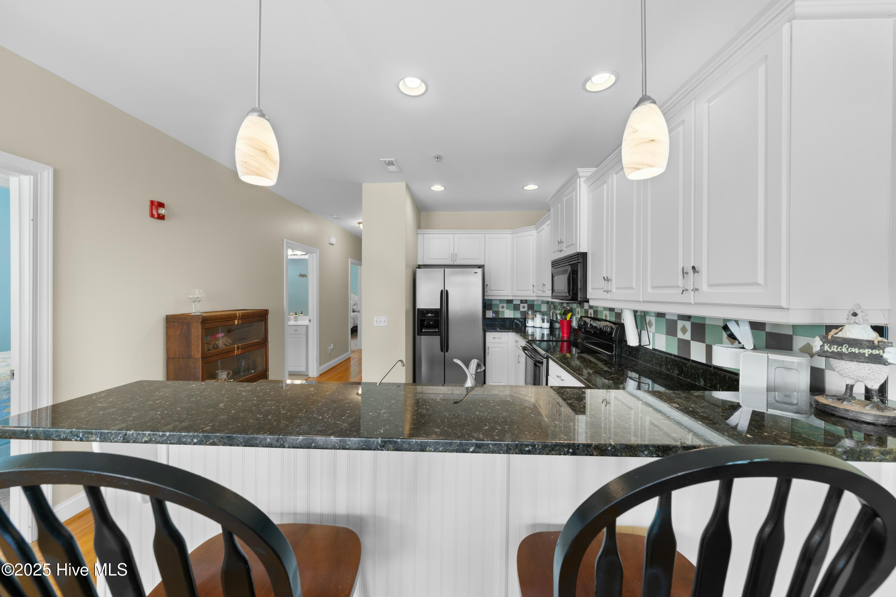 100552218 | Photo 13