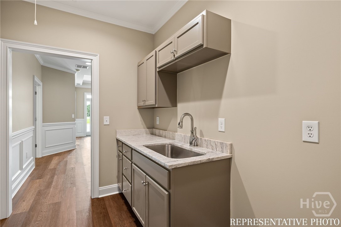1060 Garland Dr, Bldg 200, Bogart, GA 30622 - Break Room - Representative Photo