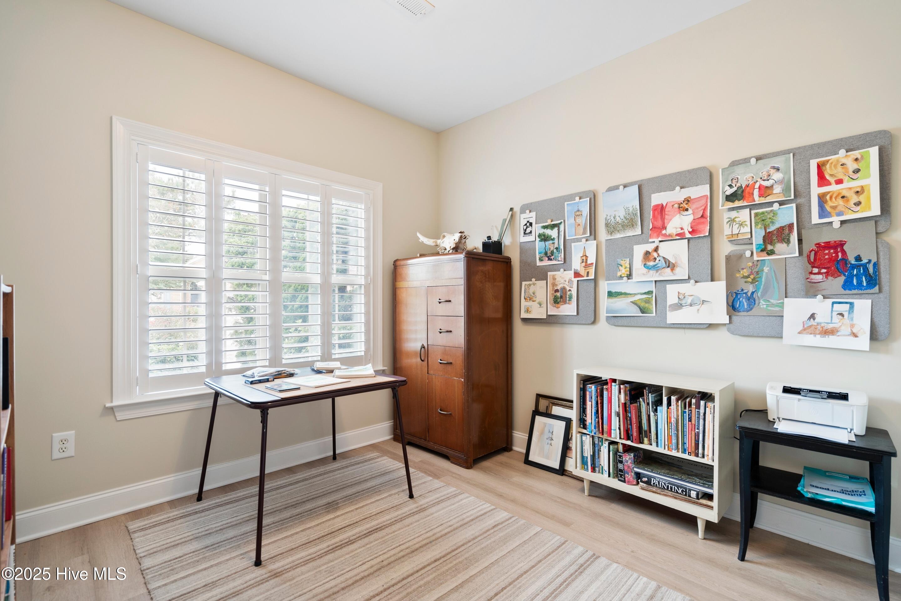 100534079 | Photo 15