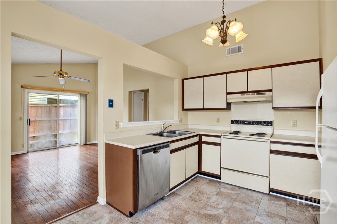 Homes for sale in Savannah, GA | 128 Mapmaker Ln, Savannah, GA 31410 | MLS# SA344164