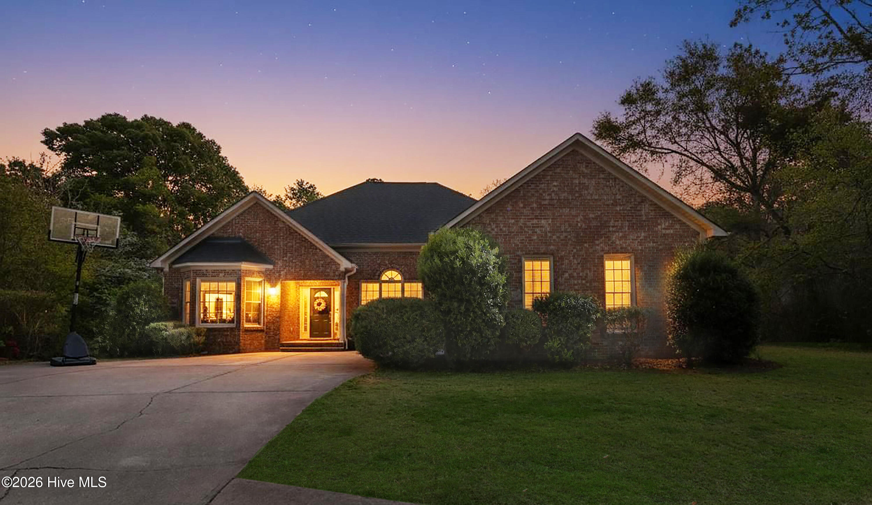 100565672 | Photo 62