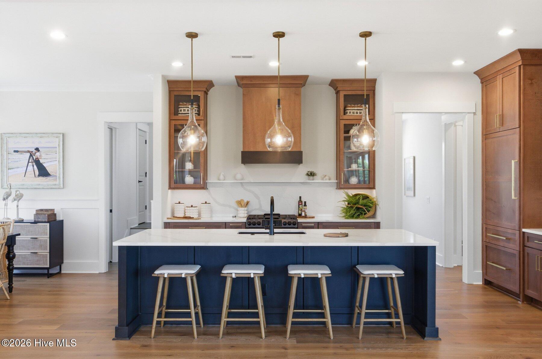 100490520 | Photo 16