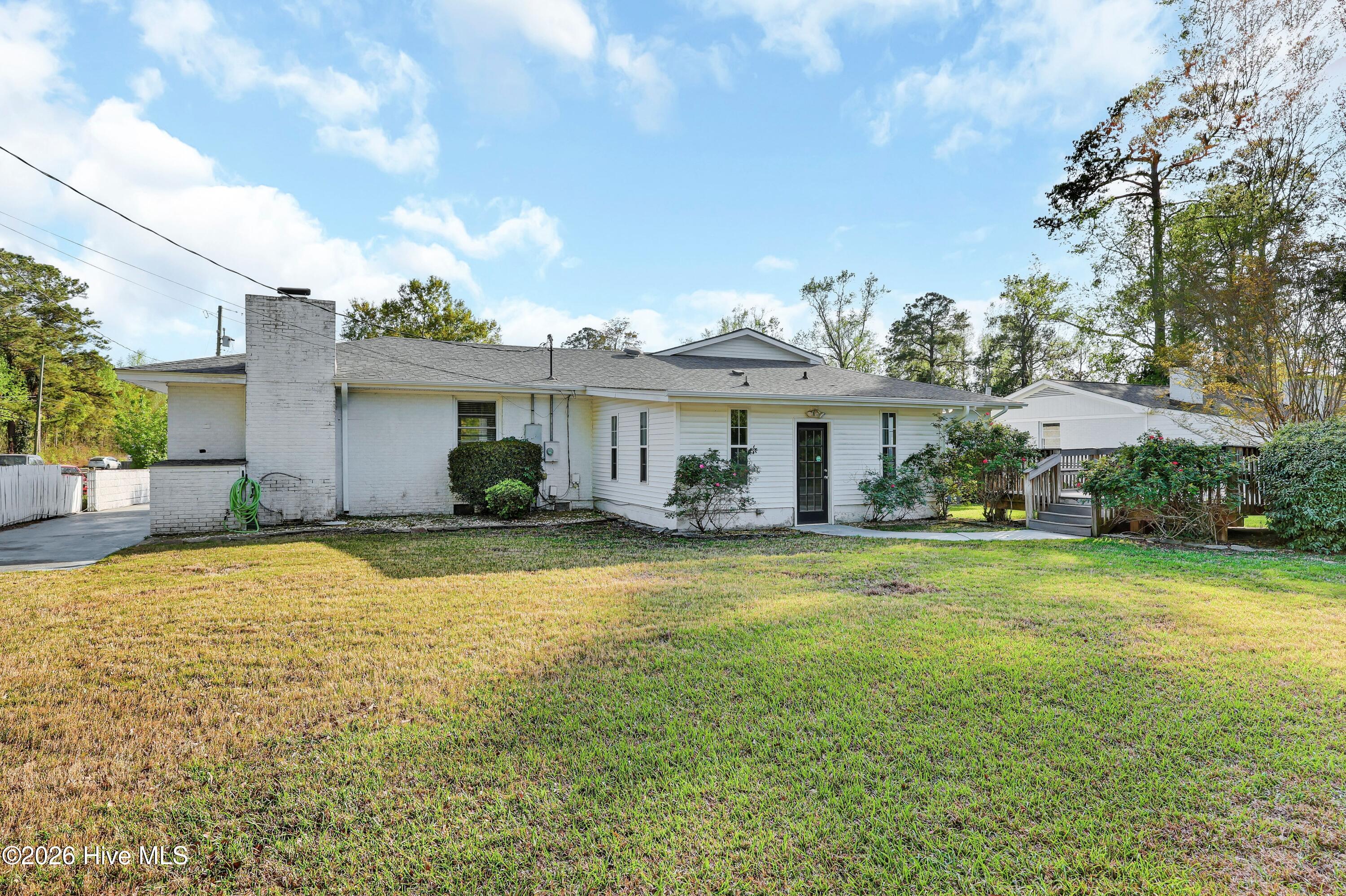 100565144 | Photo 31